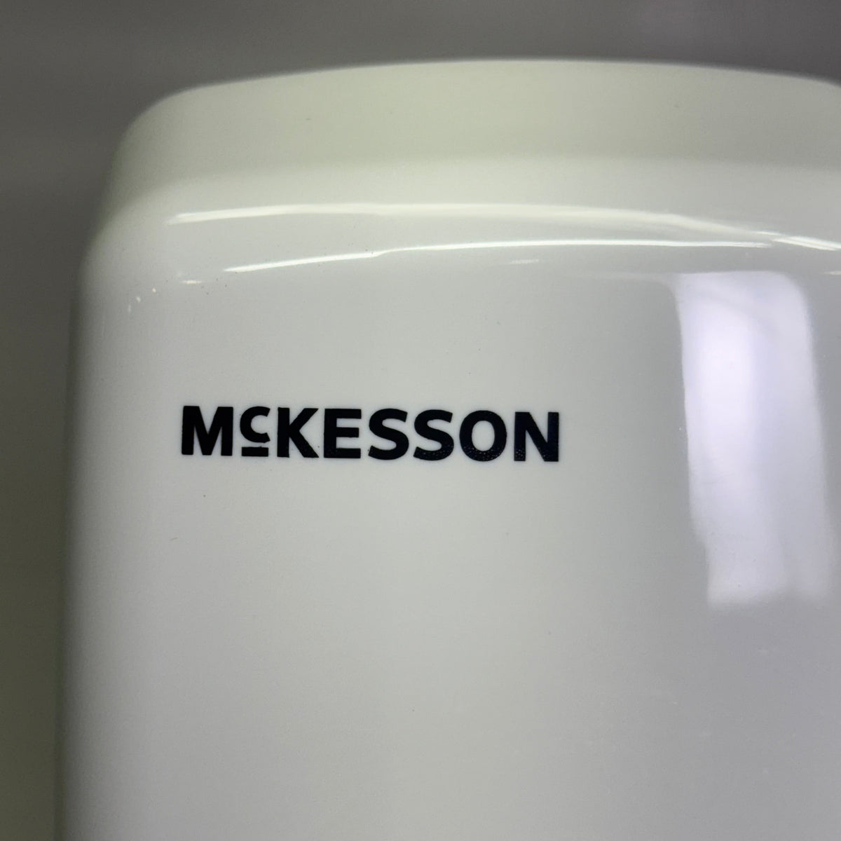 MCKESSON (4 PACK) Soap Dispenser Wall Mount 9.5" H x 4" x 4", White 53-1000