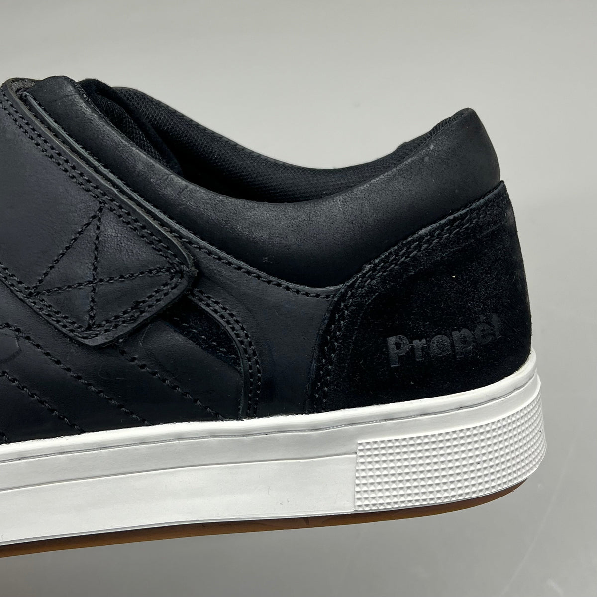 PROPET Kade Strap Sneaker Adjustable Diabetic Men's Sz 9 XX(5E) Black MCA043L