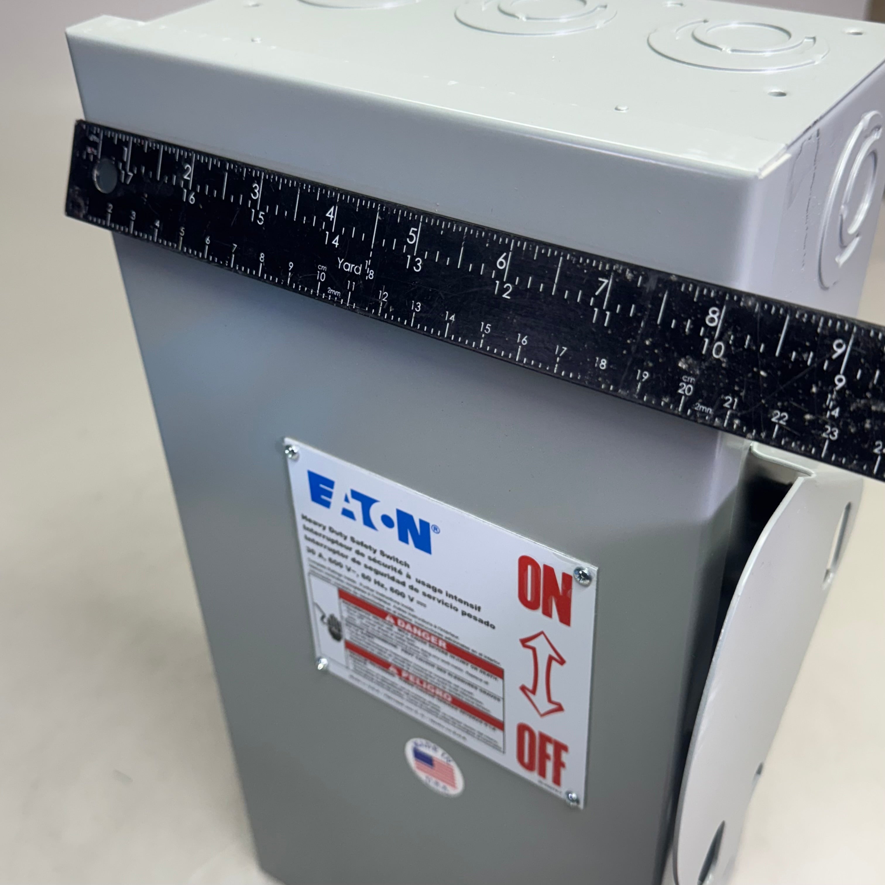 EATON Heavy Duty Safety Switch Sz 48" x 34", Grey DH261UGK