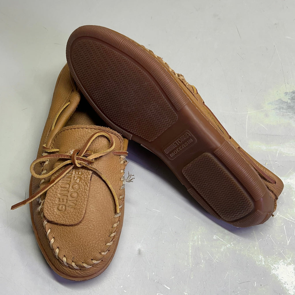 MINNETONKA Genuine Moosehide Classic Men's Sz 11 Natural / Brown (Pre-Owned )