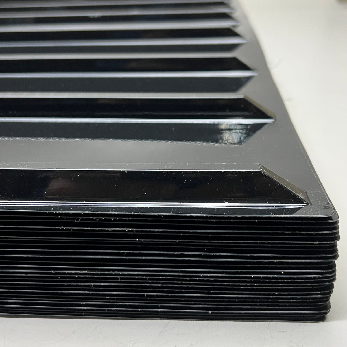 Ice Cream Shelf Liner (25 Pack) P/N 4565 Black 7-Channel Pint Trays