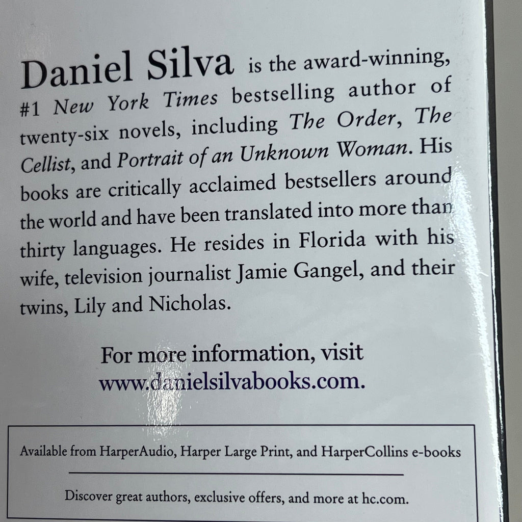 THE COLLECTOR  A Spy Fiction Master Thief Novel By Daniel Silva Hardback Book