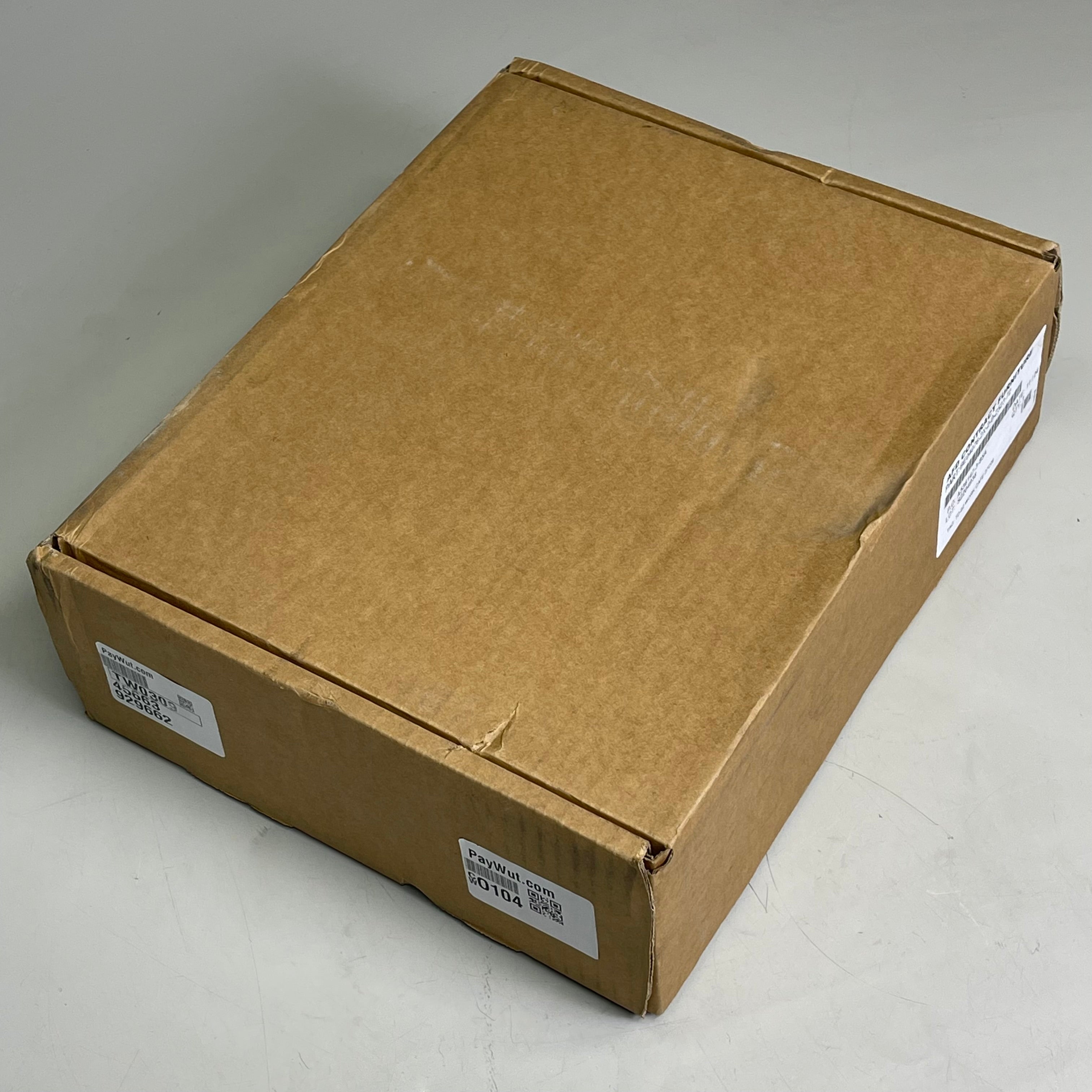 BYRNE Furniture Power Distribution In Surface 4 Outlets BE04076-2X-2-0-Z523-72