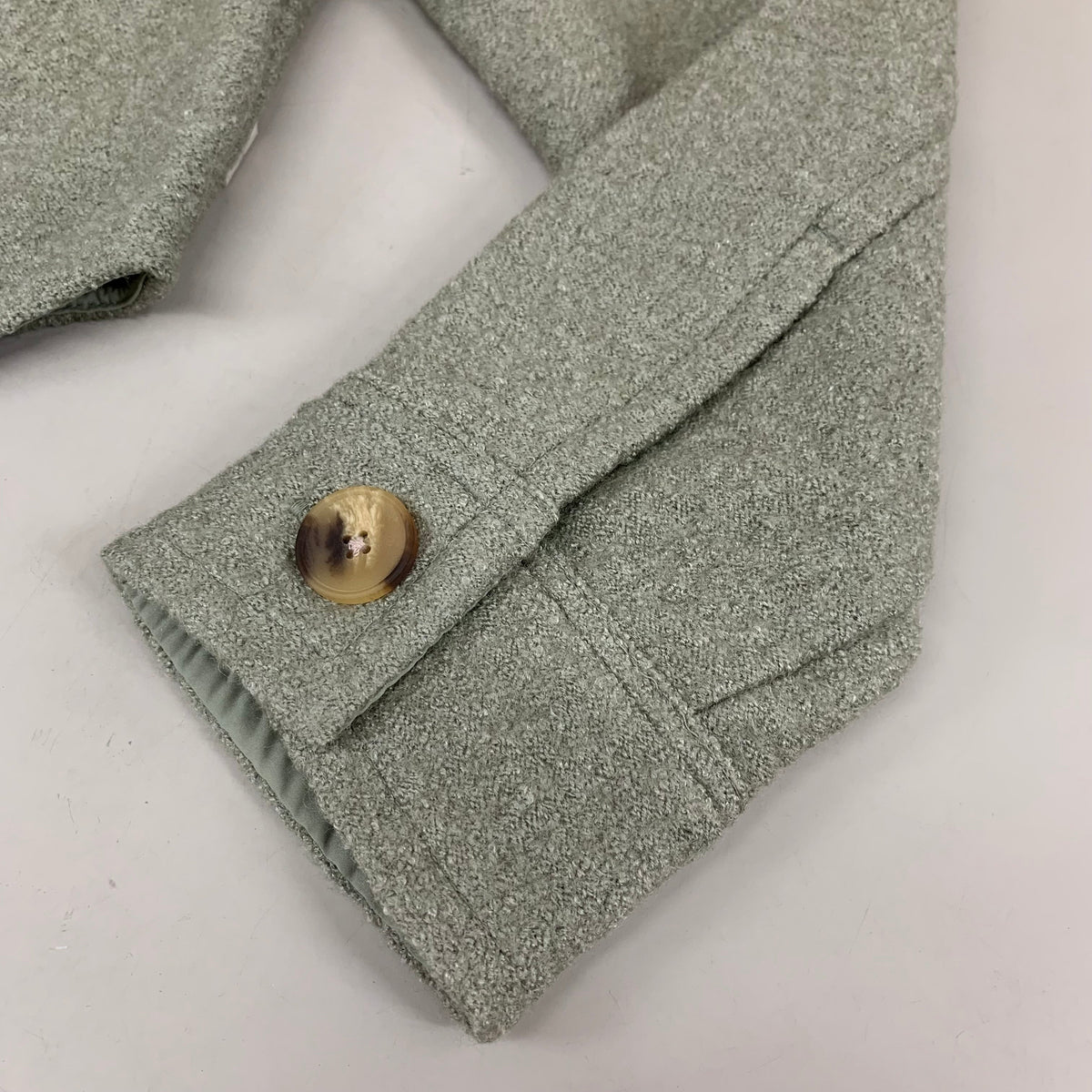 LEVI'S Front Button Cropped Jacket W/ Laydown Collar Women's Large Tea Green 595450040