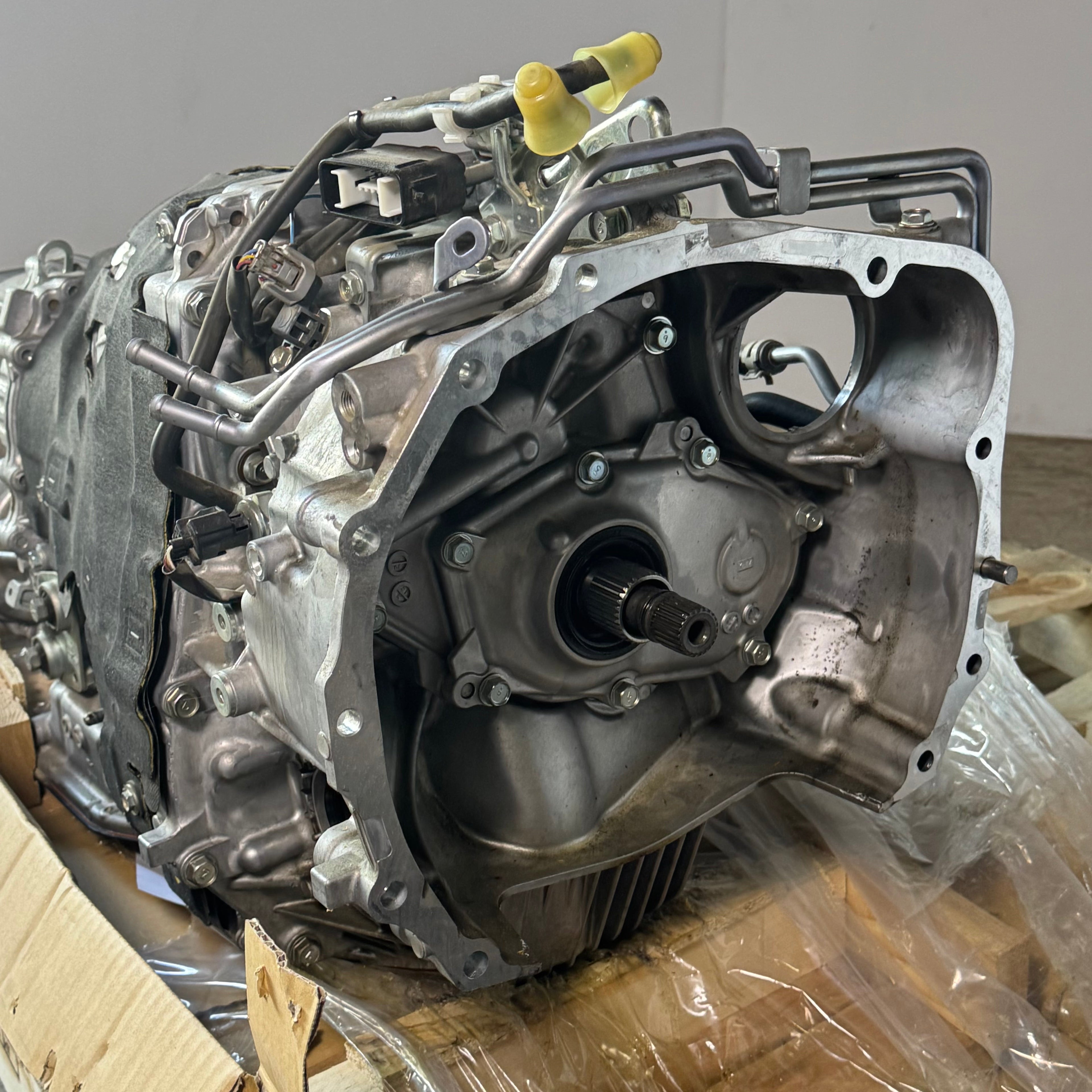 SUBARU Automatic Transmission 40" L x 21" H, Grey TR690S61DA (AS-IS, Used)