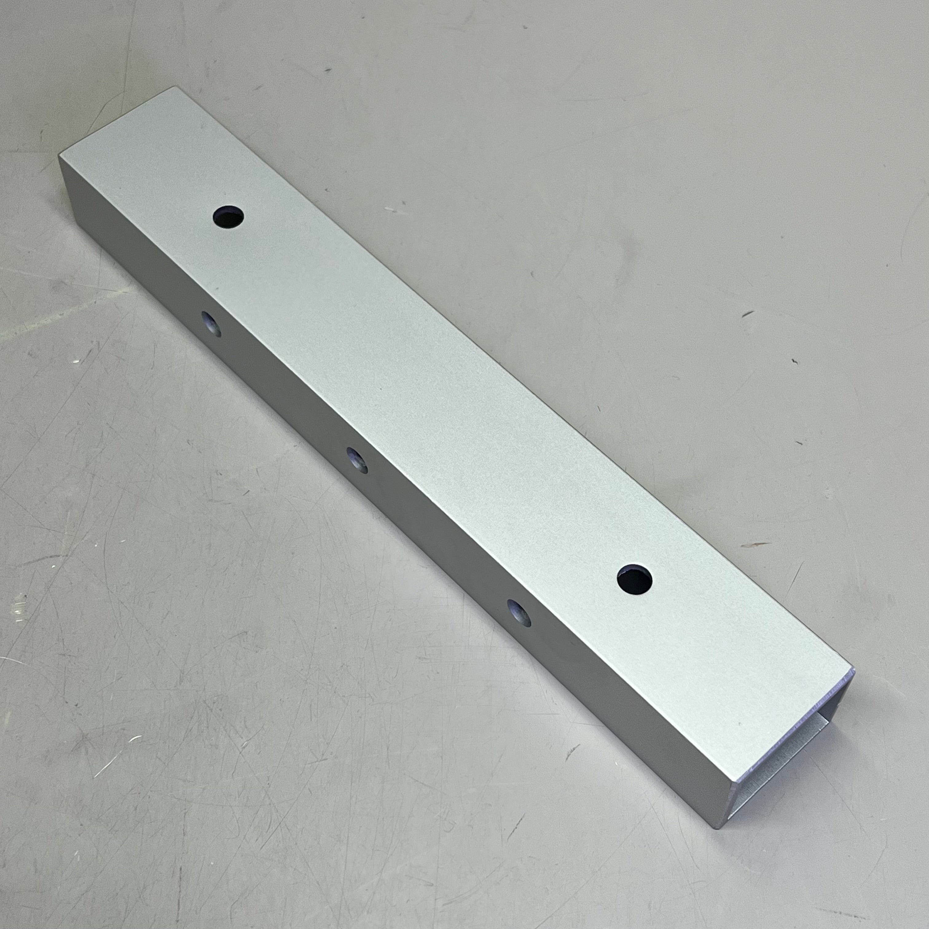 ASSA ABLOY Universal Header Bracket For Magnalock 1"x1-1/2"x10" UHB-CL-8