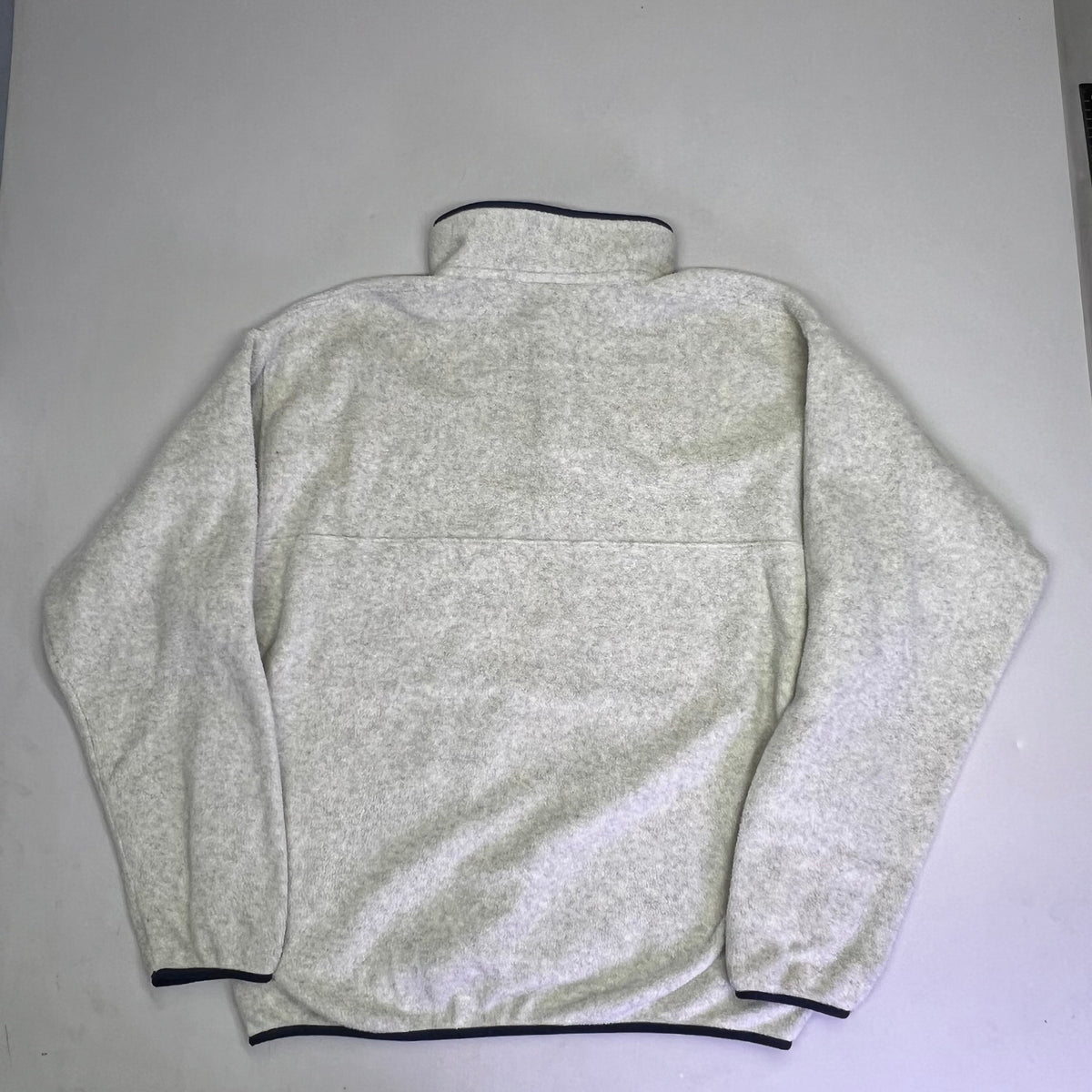PATAGONIA Lightweight Synchilla Snap-T Pull Over Men's XL Off White/Navy (Used)