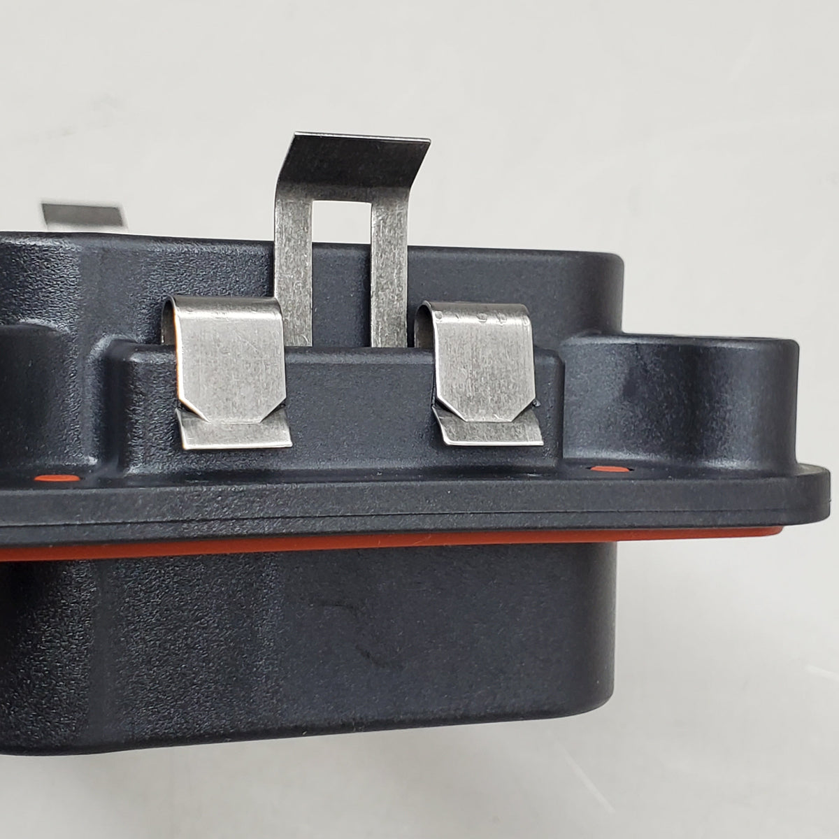 TE Connectivity Deutsch Parts 102 Cavity Flange Rectangular Automotive Connector DRBF-1A 115445