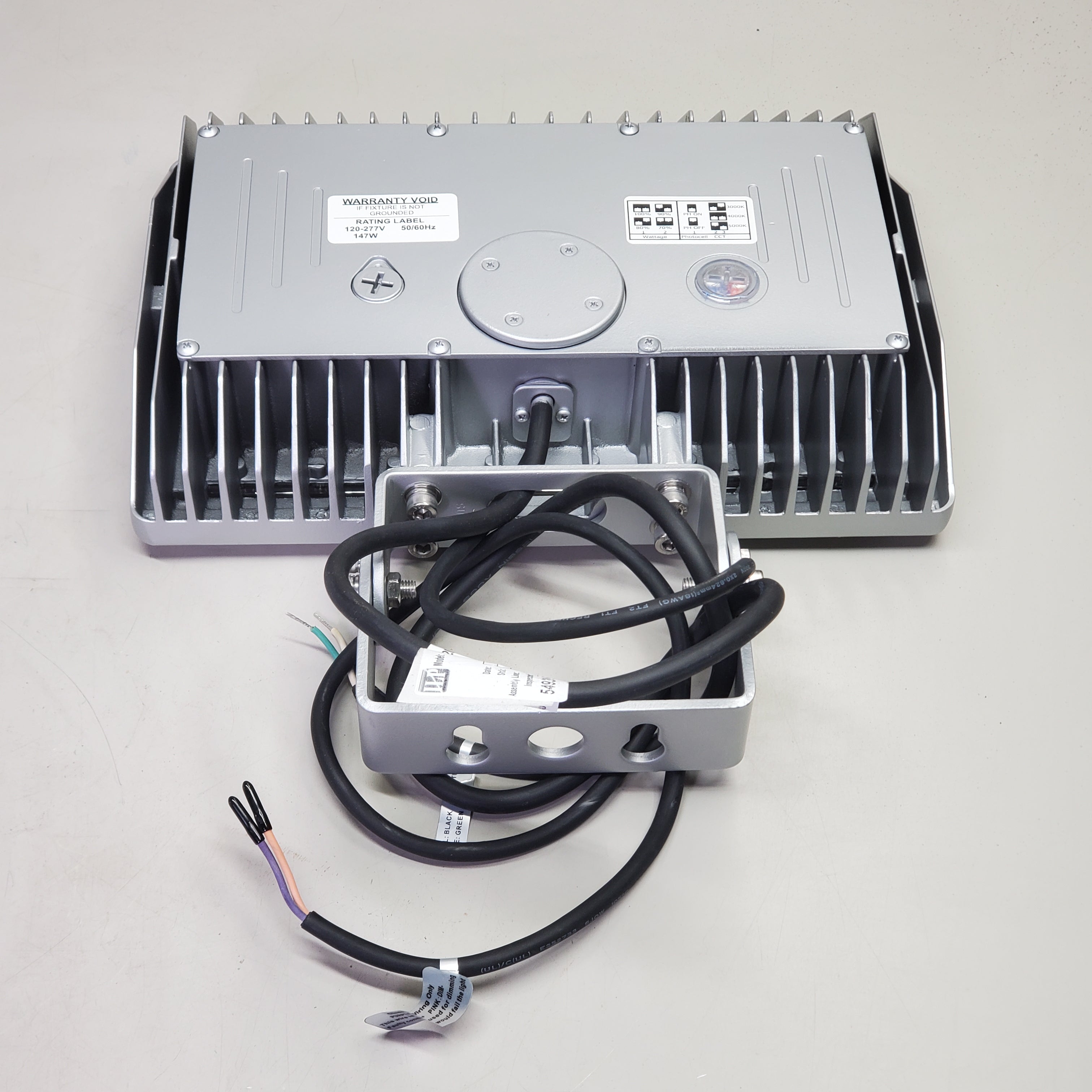 ILP Value Select 147W Flood Light 120V-277V, 4000K Silver Trunnion Mount Type E-5 VFL-20L-U-40-M-TRN-SLV
