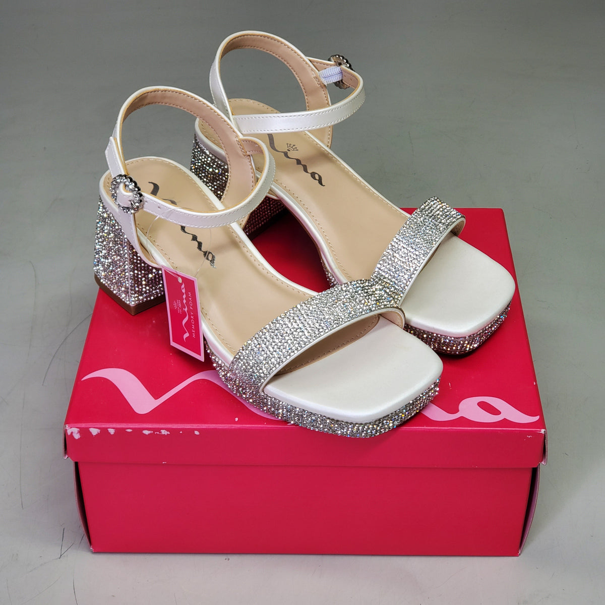 NINA Marysol Dress Sandals Girls SZ 3 M White Smooth / Stones K200652