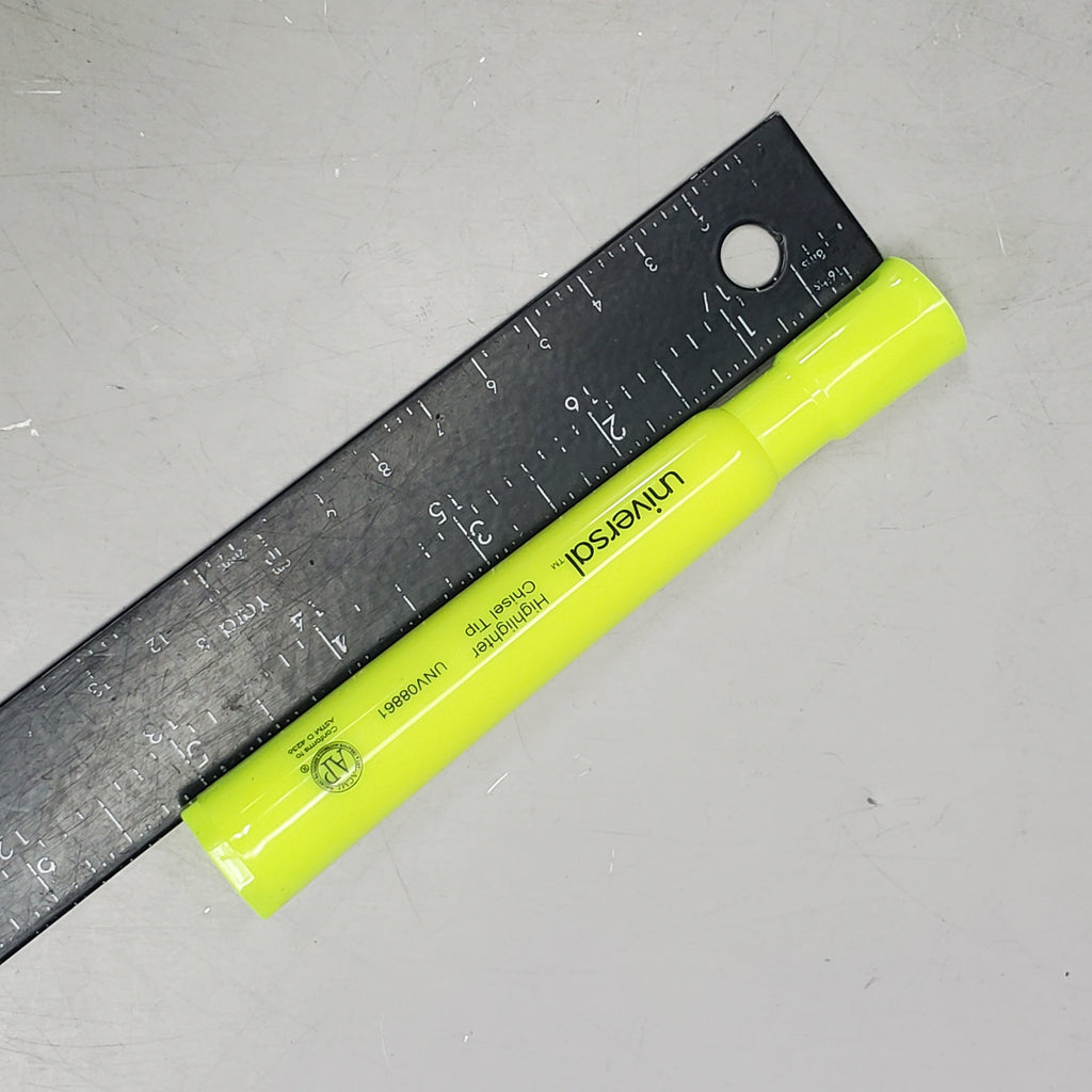 UNIVERSAL (144 Pack) Chisel Tip Highlighters Fluorescent Yellow UNV08861