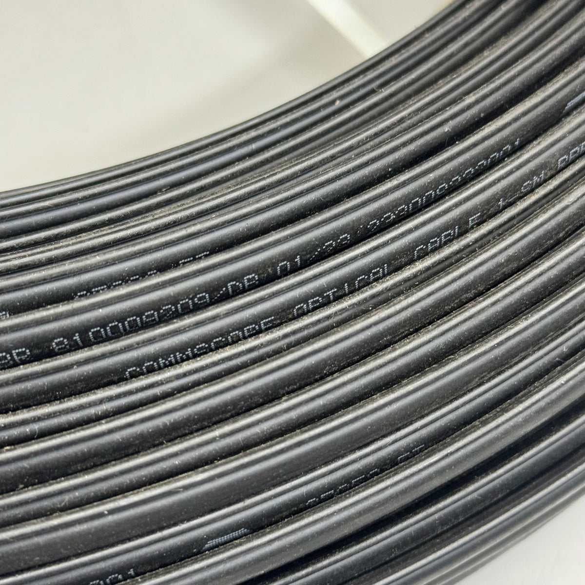 COMMSCOPE Fibre Optic Cable 1-SM RBR 300ft Fiber Material Black