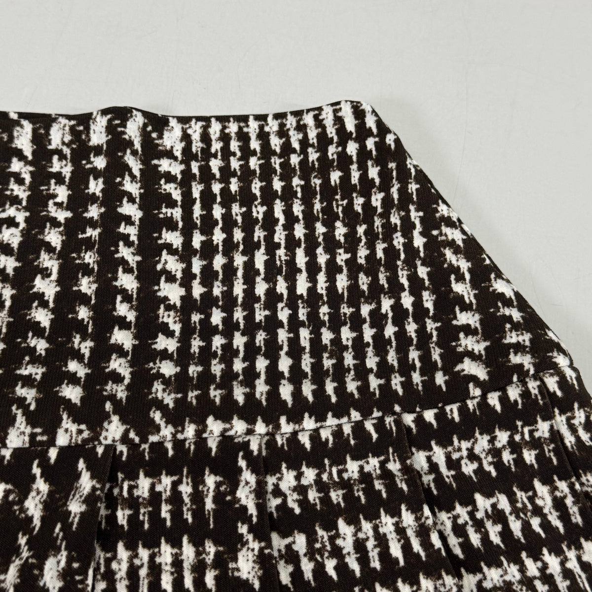 NORMA KAMALI Silky Jersey Pleated Micro Skirt Unlined Women's Sz S/32 Chocolate