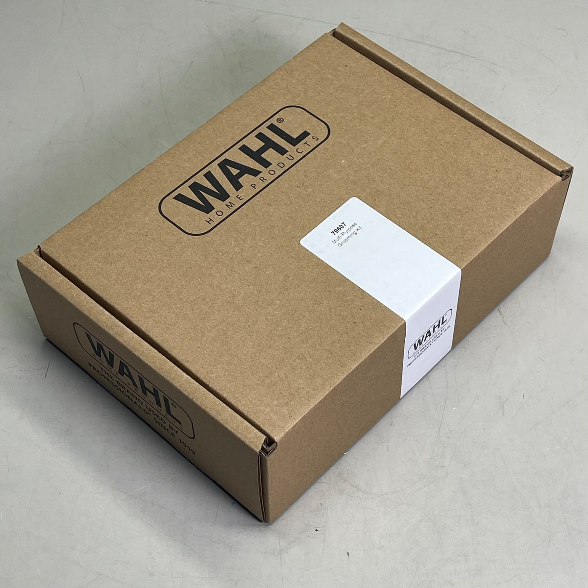 WAHL Multi-Purpose Grooming Kit Men Extreme Power & Easy Clean Blades Red 79607