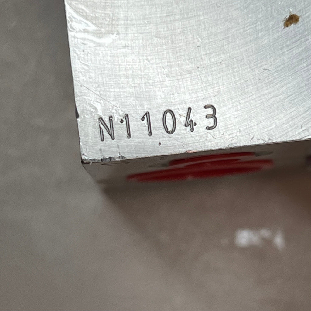 Hydraulic Block Use w/ Flow Regulator Valve FR12-30F HF62720-11 (New Open Box)