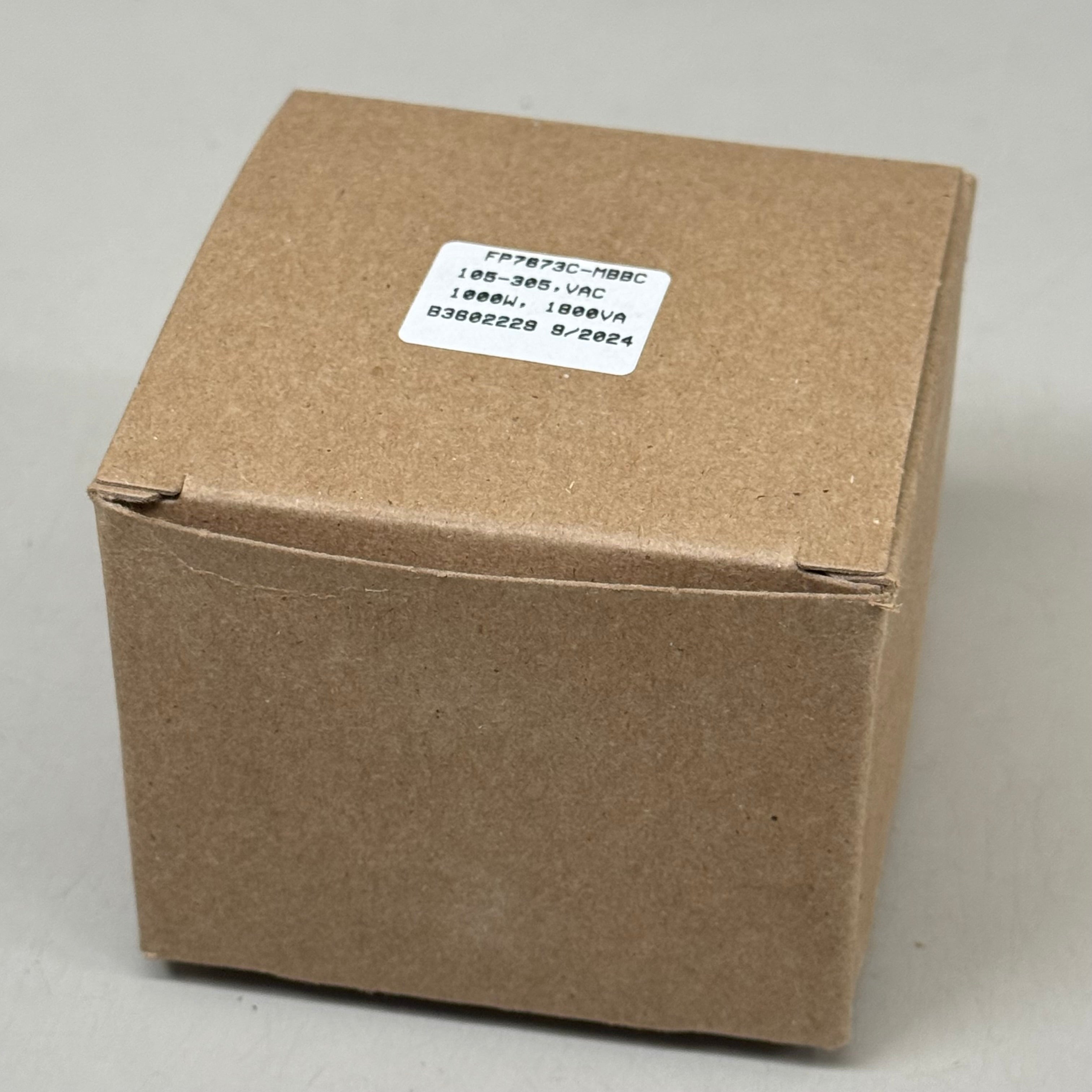 OUTDOOR LIGHTING CONTROLS Photo Control Sun-Tech 105-305 FP7673C-MBBC