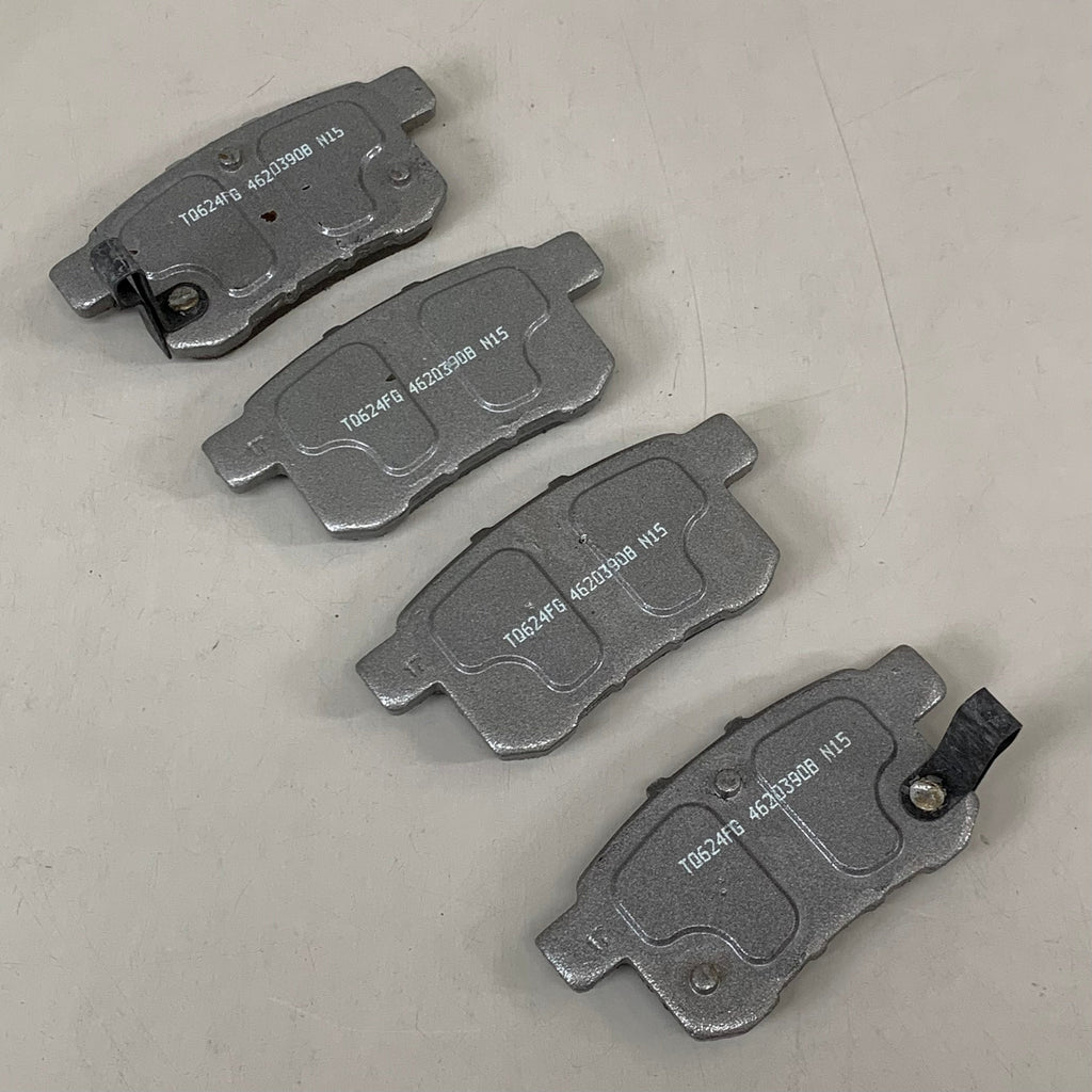 WAGNER ThermoQuiet Ceramic Disc Brake Pad Set For Acura TSX & Honda Accord PD1336