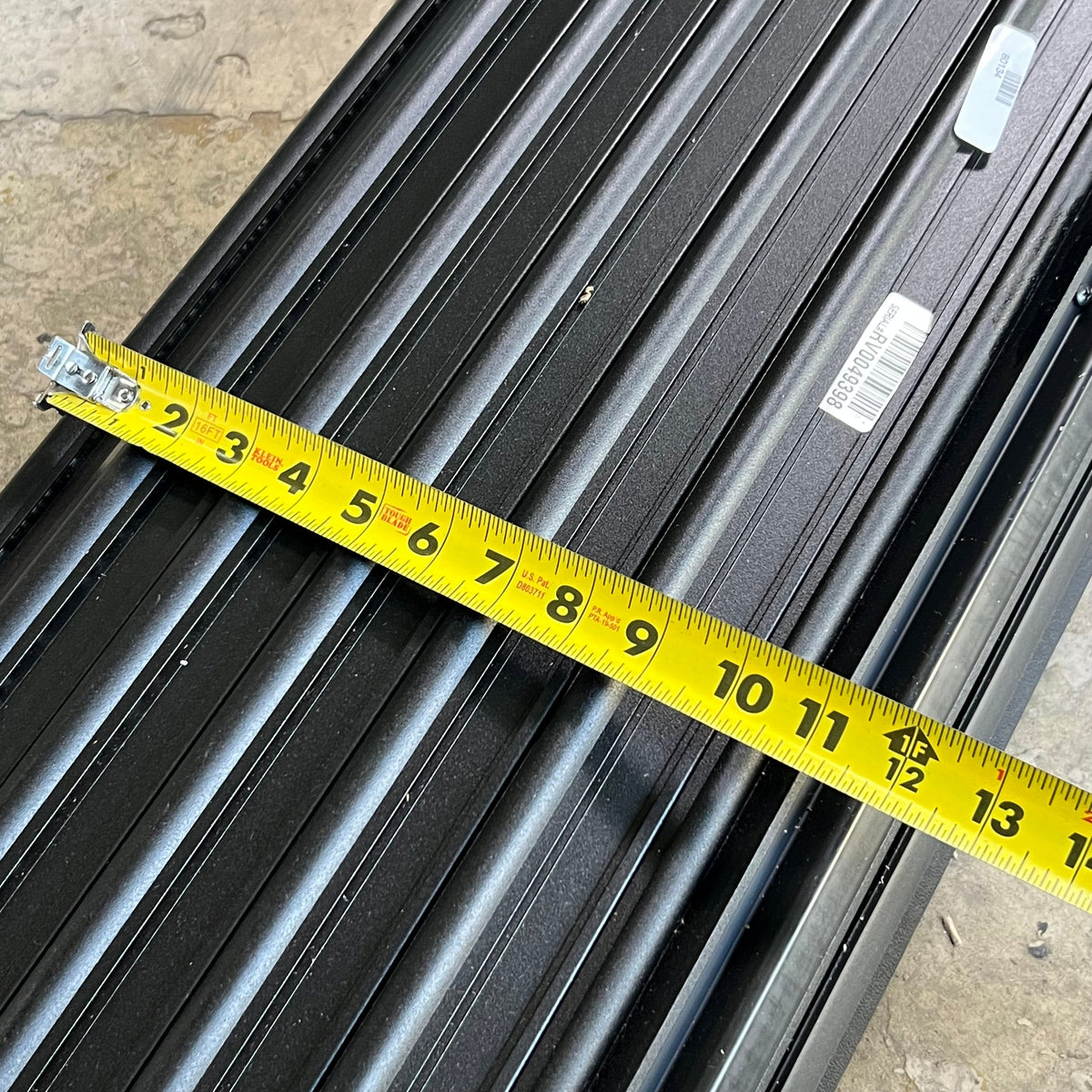 REALTRUCK Hard Rolling Truck Bed Tonneau Cover Sz 60” W Black 80134
