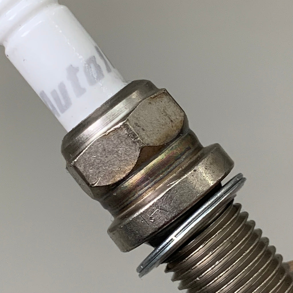 AUTOLITE (4 PACK) Double Platinum Standard Spark Plug 14MM Hex SZ APP5682