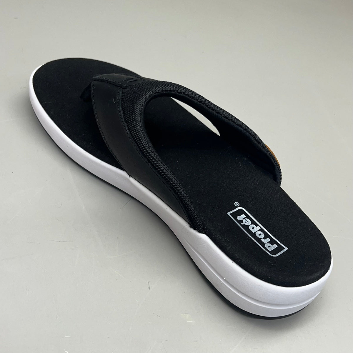 PROPET Easton Cushion Flip Flop Sandal Leather Men's Sz 8.5 M(D) Black MSV011P