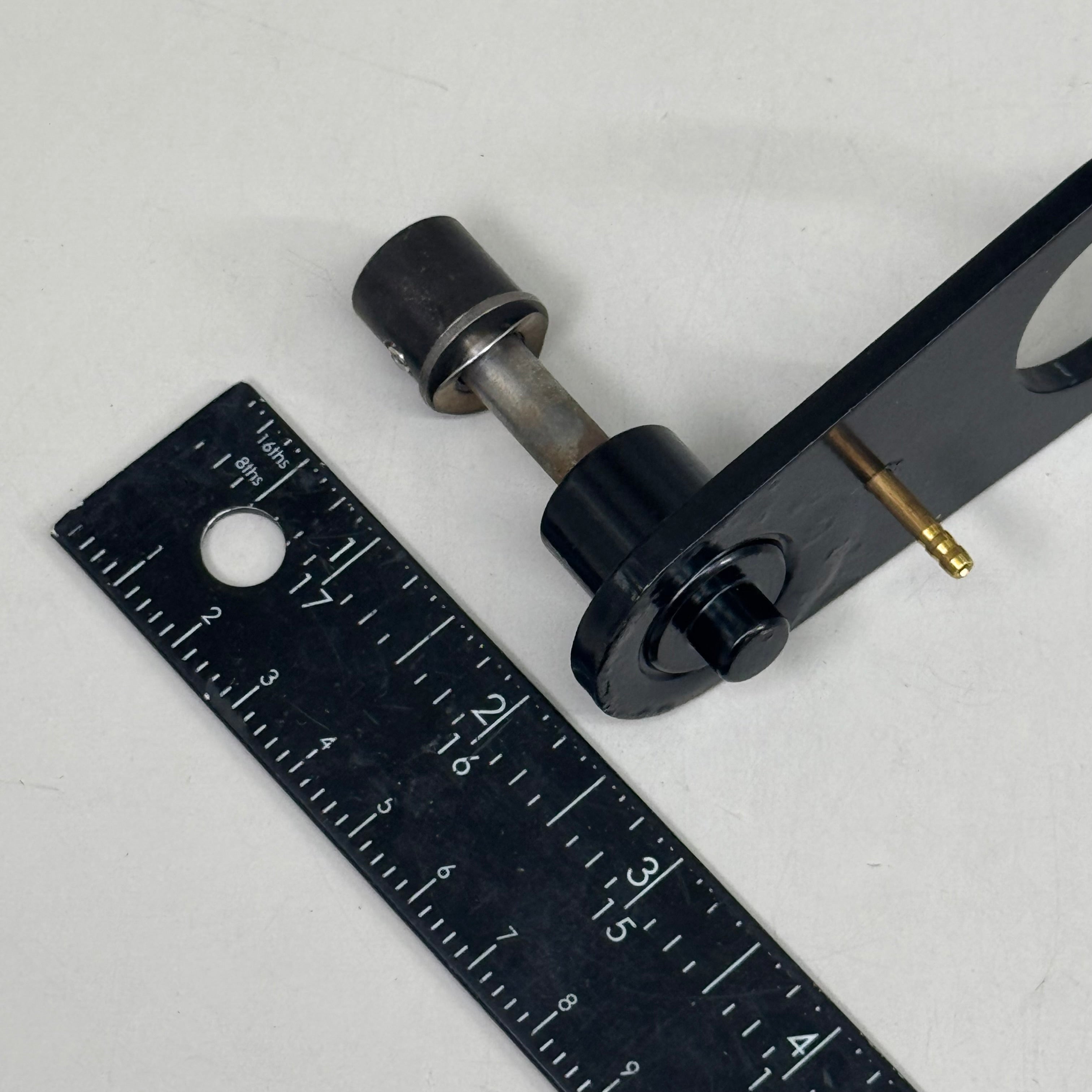 GILLIG Outer Windshield Wiper Motor Spacer Assy 53-56975N000