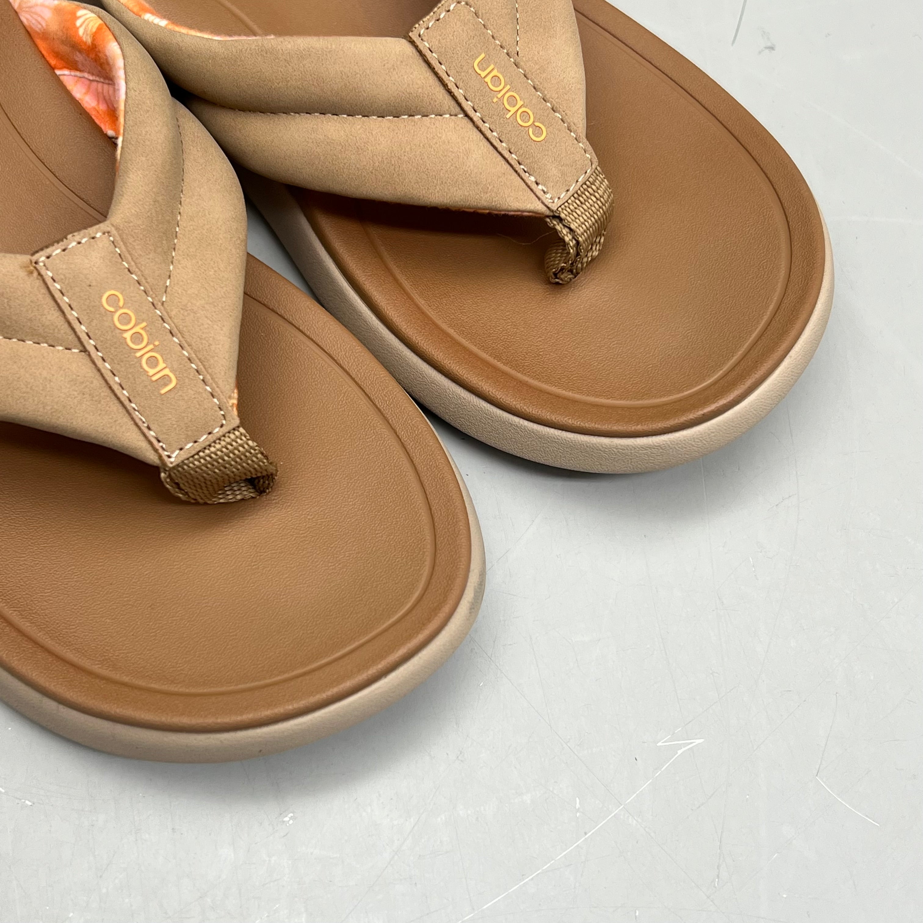 COBIAN Darby Synthetic Suede Strap Sandals Women's Sz 6, EU 35.5 Tan DAR24-230-6