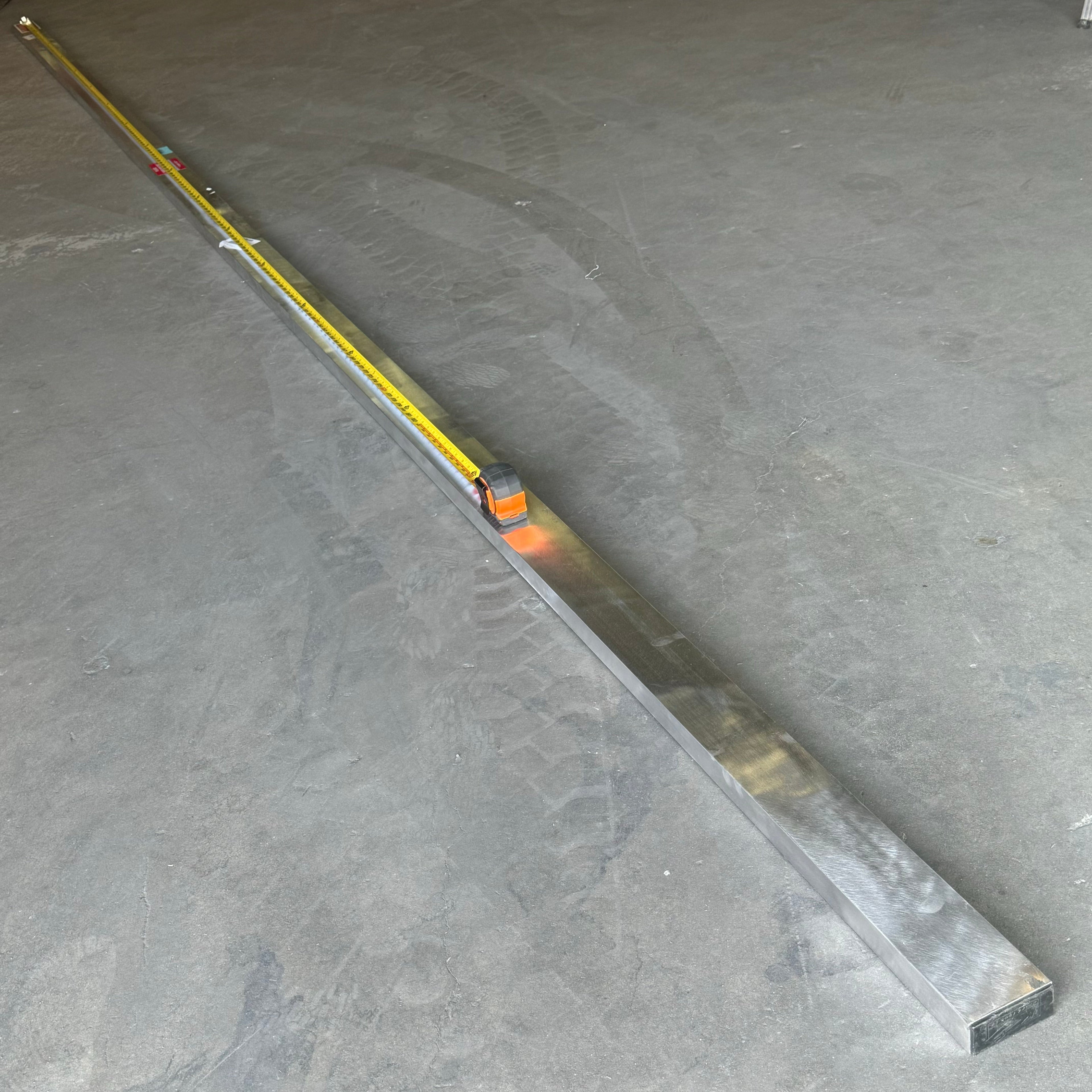 KRAFT TOOL CO. Striker Screed 240”x1-1/2”x3-1/2” CC620AL