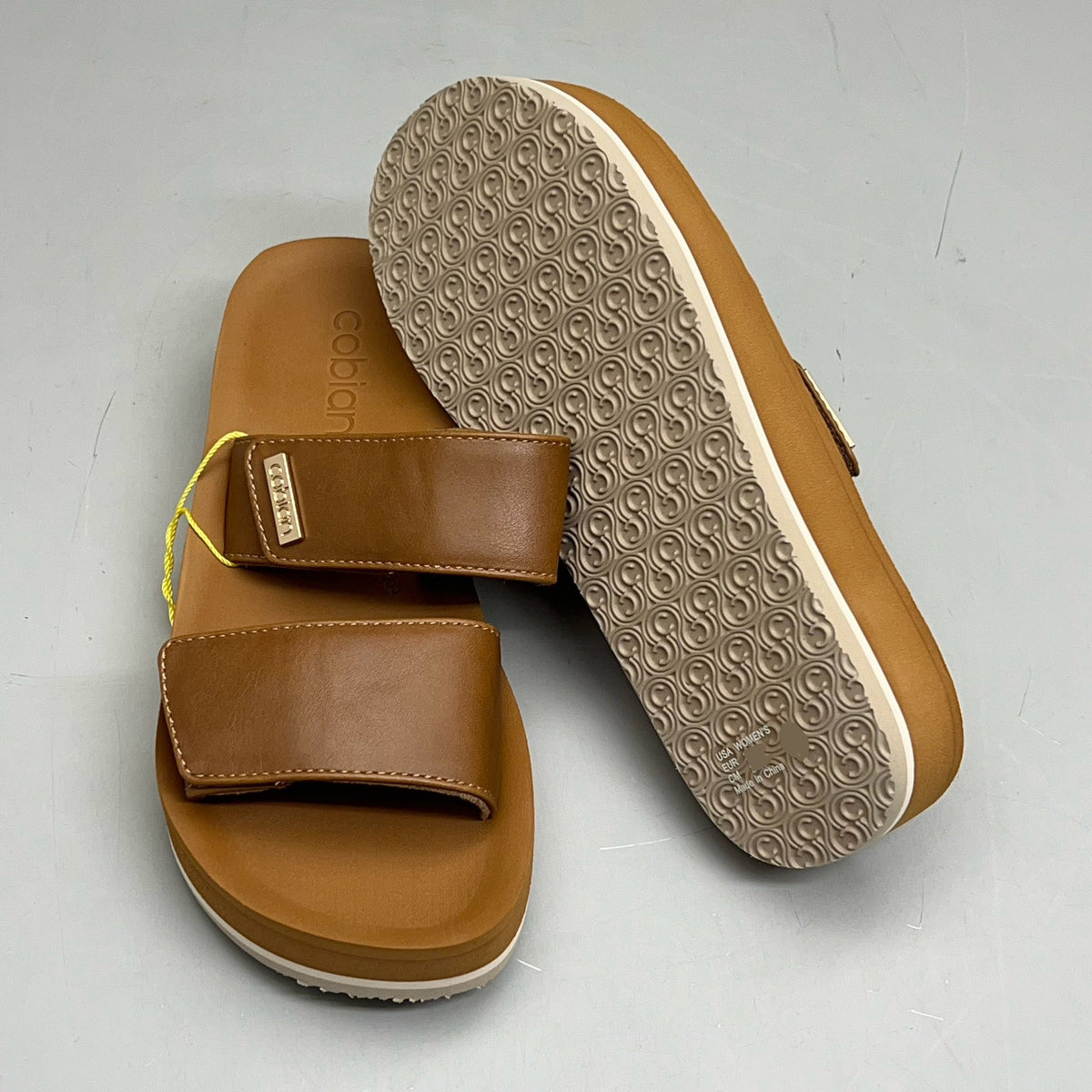 COBIAN Dana Rise Elevated Flatform Style Slide Women's Sz 6 Tan DNA24-230-06
