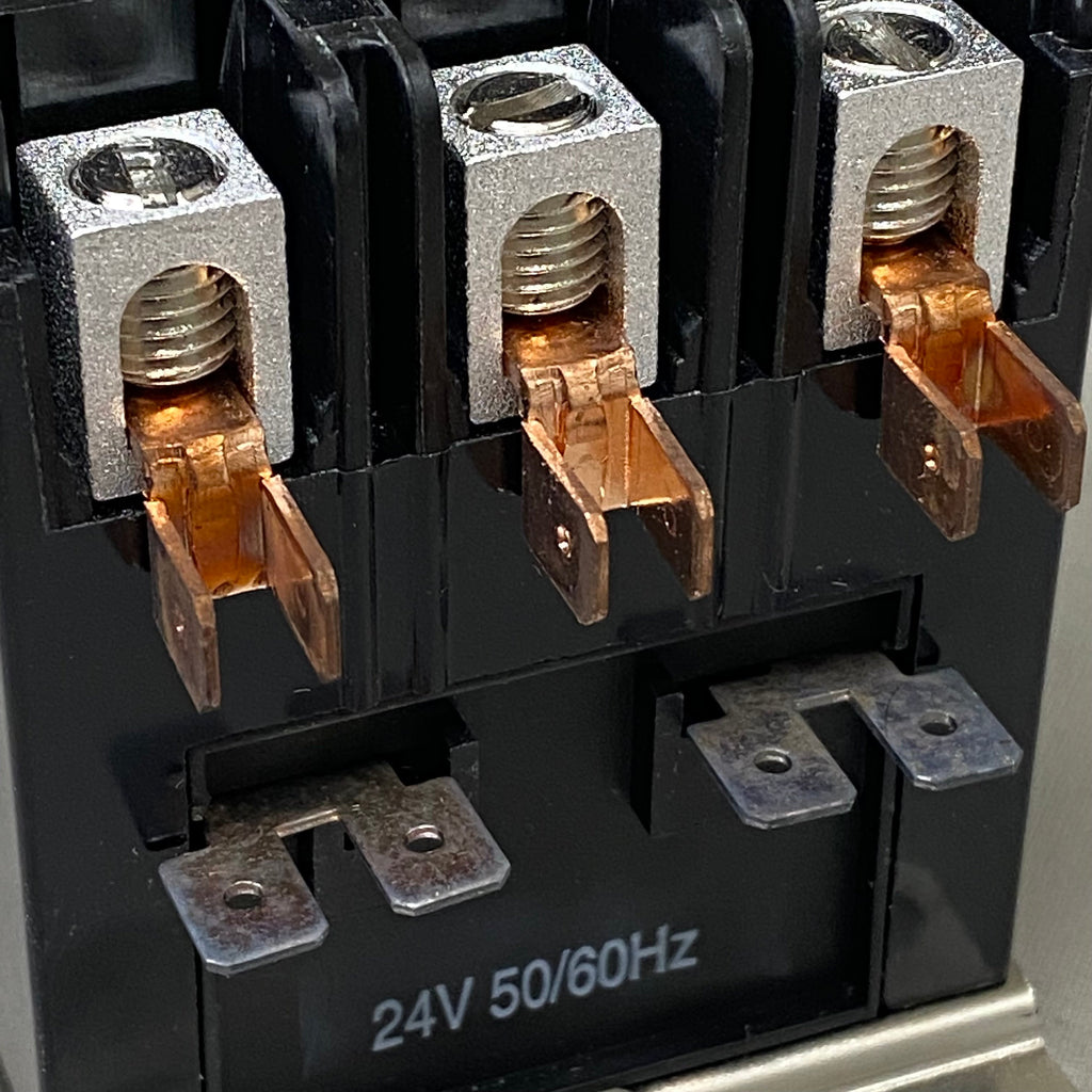 JARD Definite Purpose Contactor W/ Lugs For Electric Heating  3 poles, 24V 17335