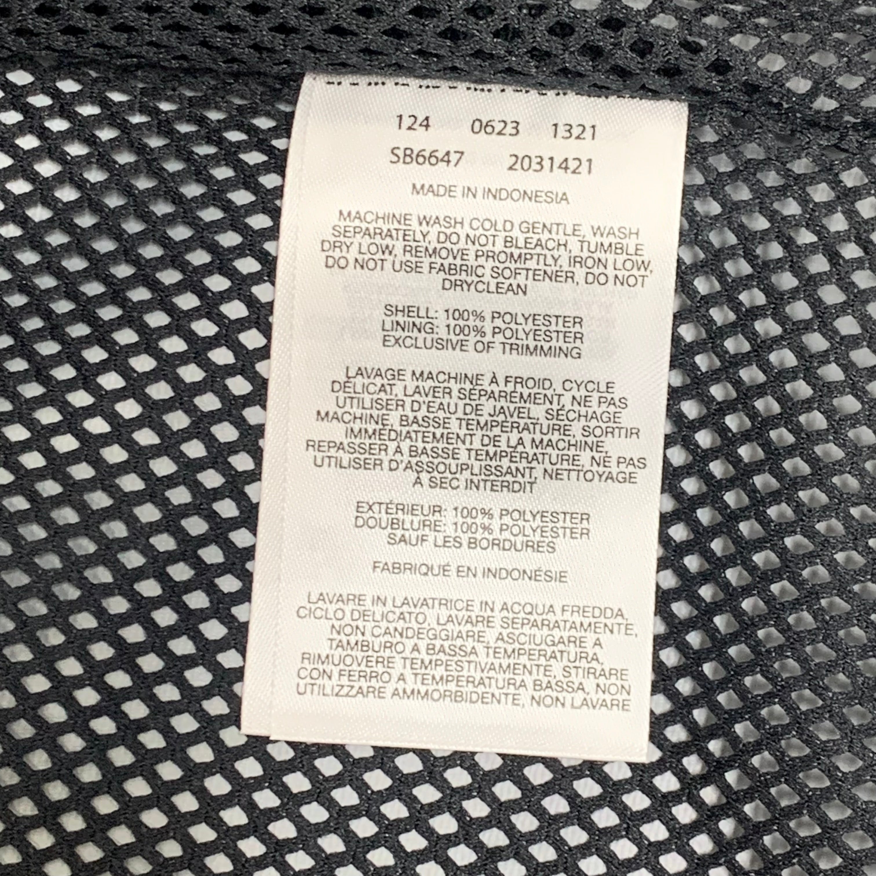 COLUMBIA Reflective Detail Hikebound Jacket Boys Youth Sz M Black SB6647-010