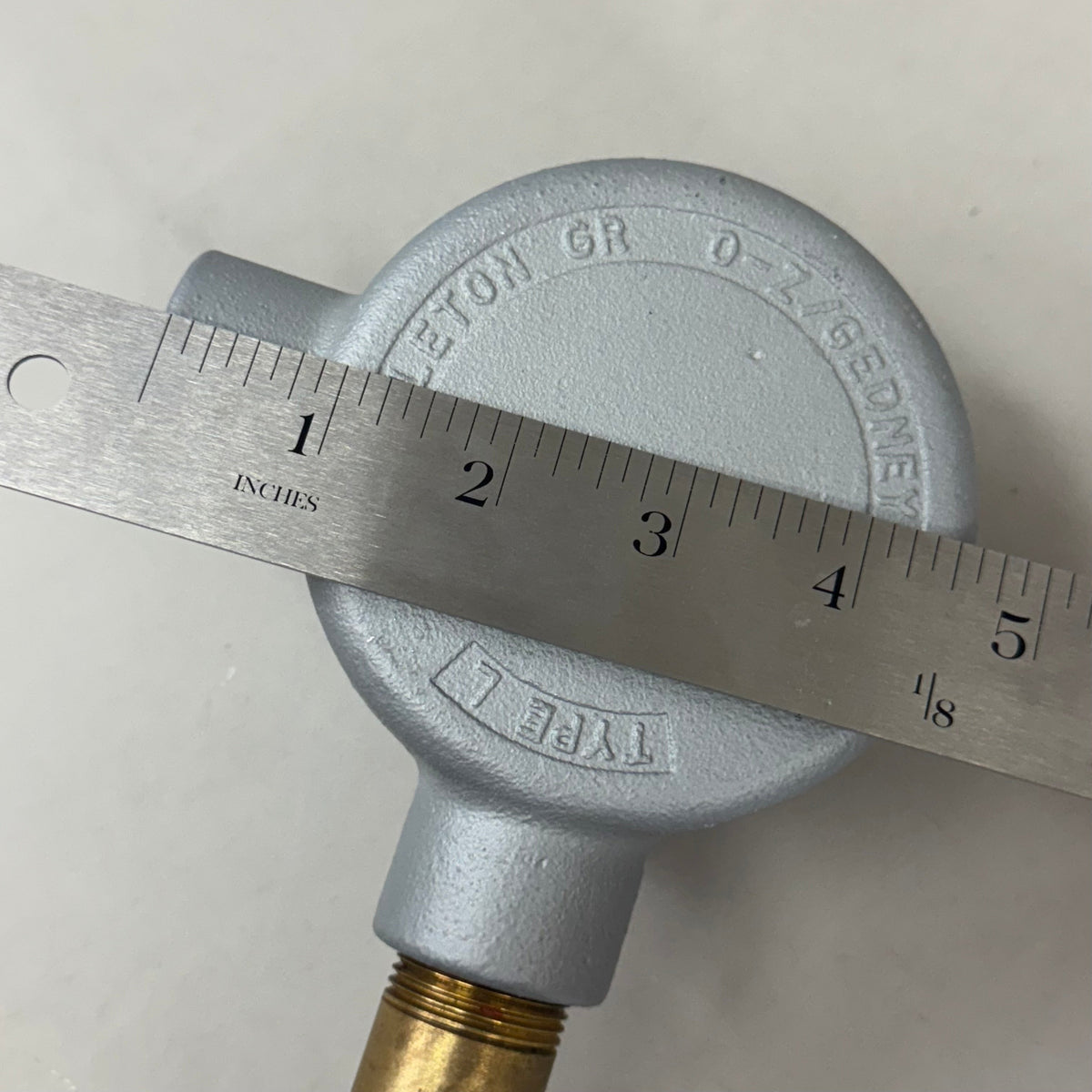 SPEAKMAN Single Switch Flow Pole 4.75"x4.75"x12" Grey/Gold SE-7000S