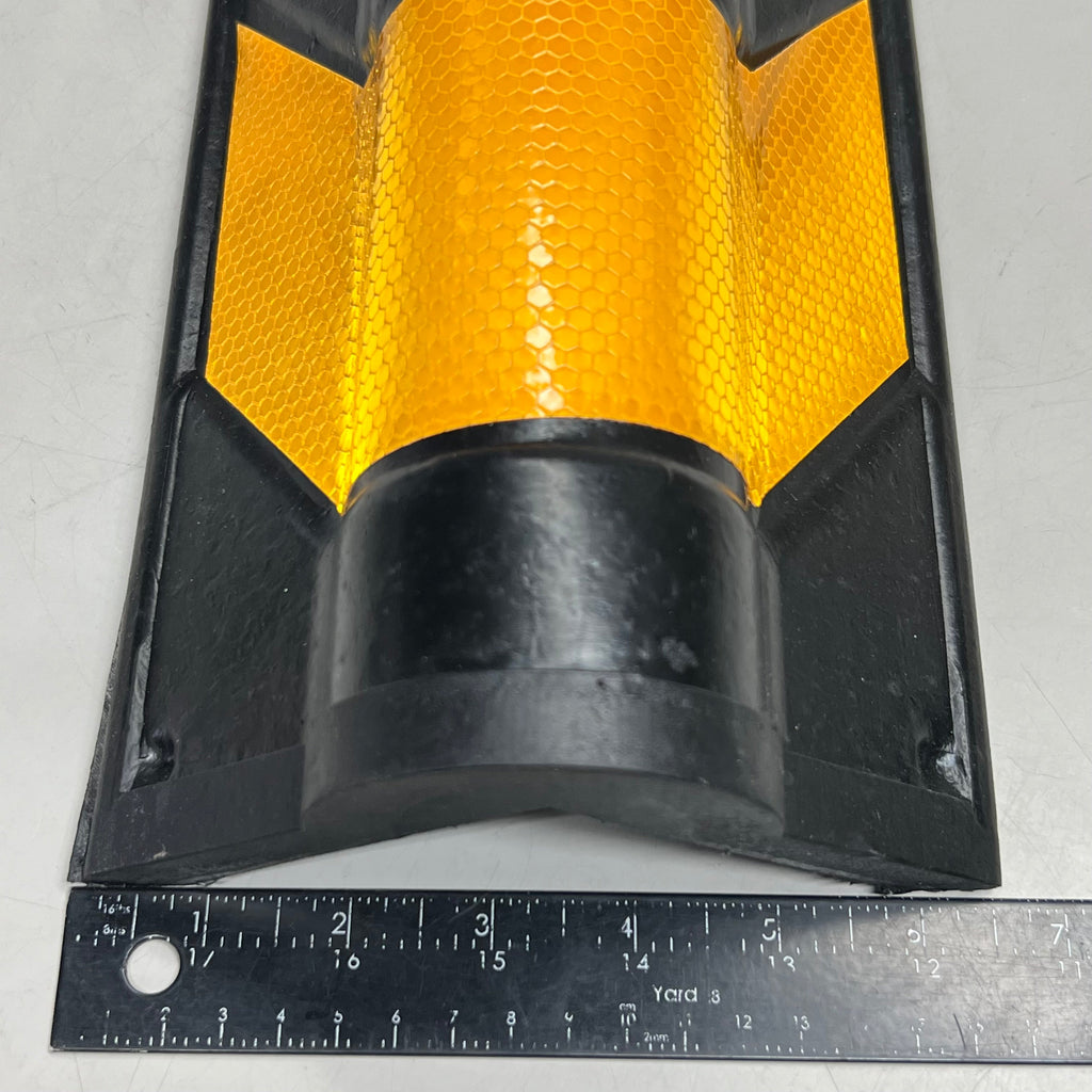 Rubber Corner Guard (10 Pcs) Sz 31" L x 6.5" W, Black & Yellow