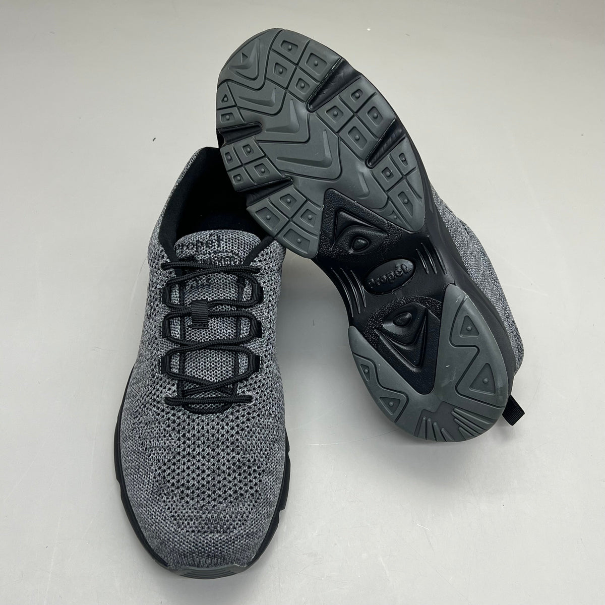 PROPET Stability Fly Sneaker Men's Sz 10 X(3E) Dark Grey/Light Grey MAA032M