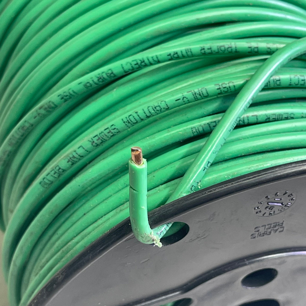 KRIS-TECH CCS High Strength Copper Tracer Wire 500 ft Green CCS SR PE-30