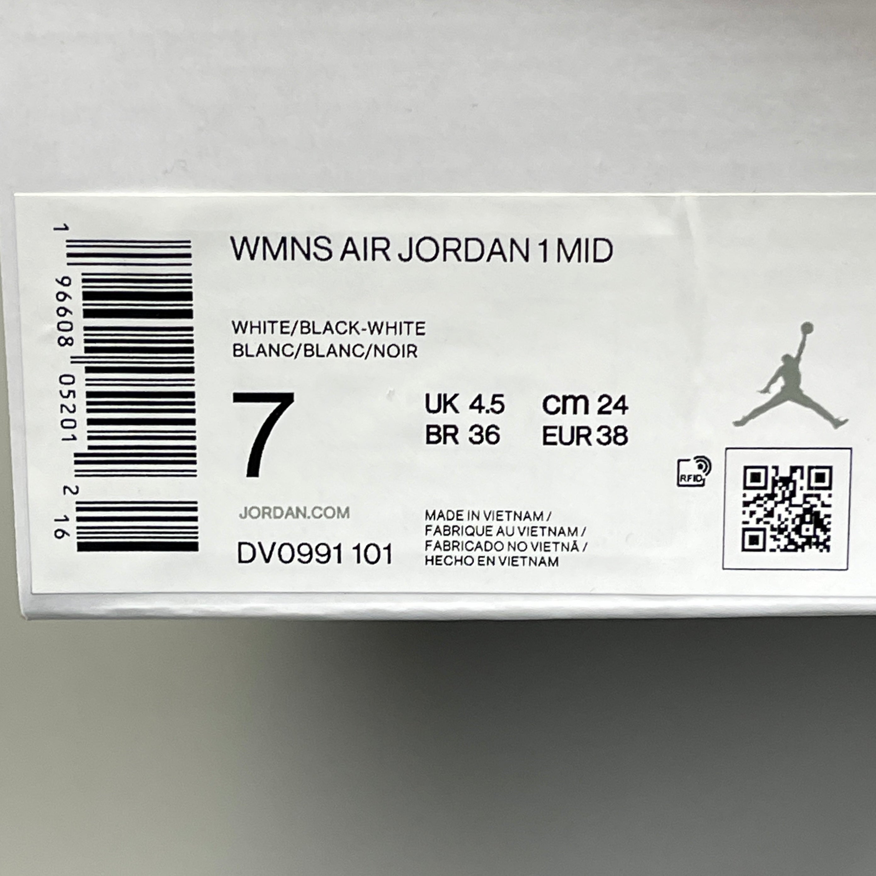 NIKE AIR JORDAN 1 Mid Panda Shoe Women's Sz 7 Black / White DV0991-101 (New)