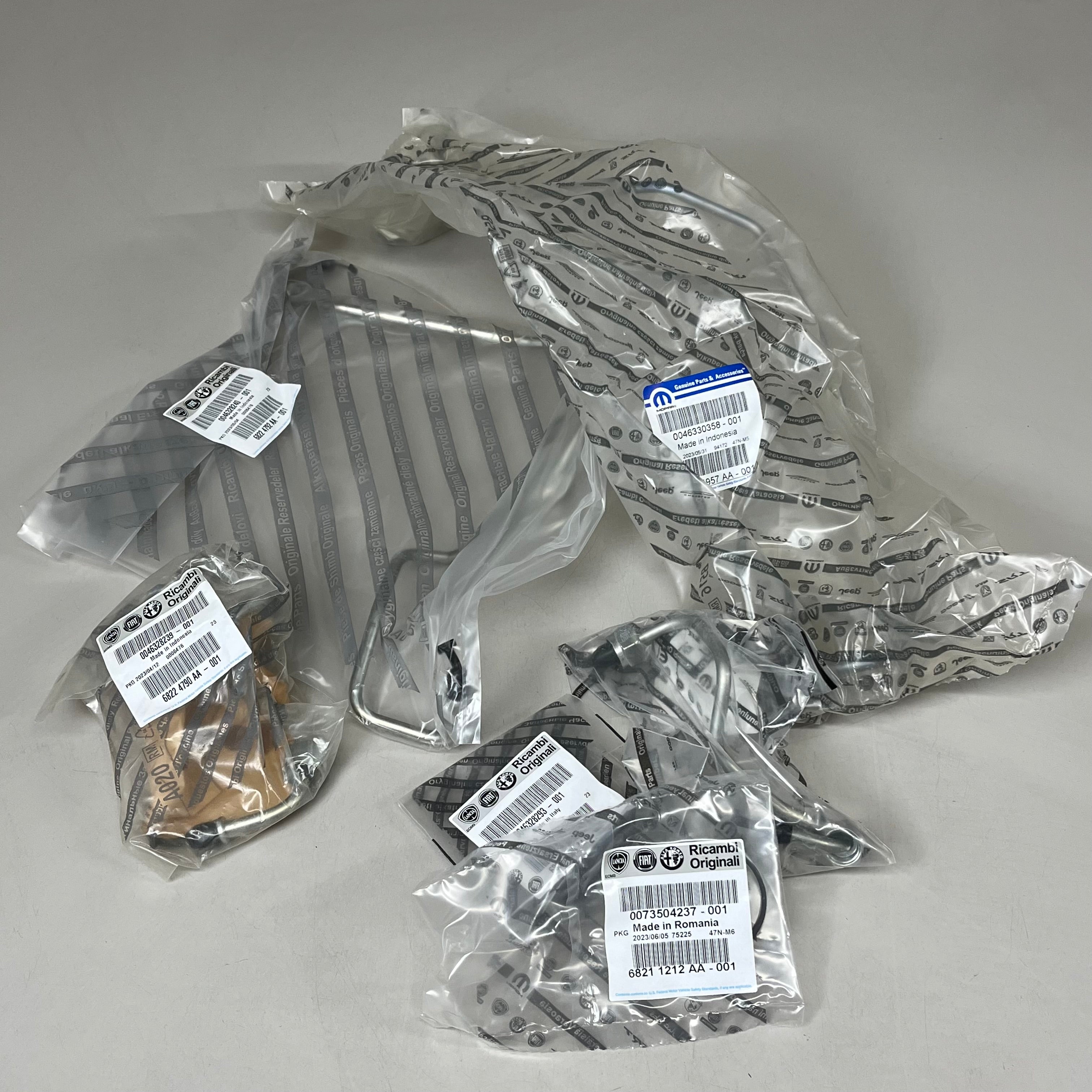MOPAR Fuel Injector Supply Tube Kit CSSMZ46EAA