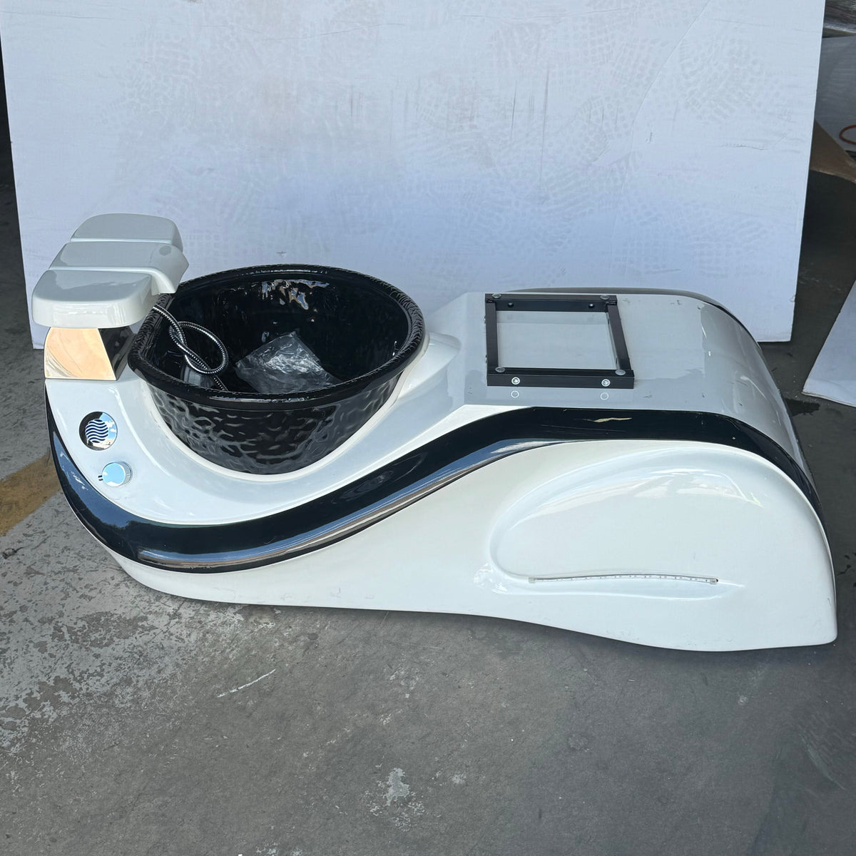 SNE Dolphin Pedicure Spa Tub Light Grey 2024 model SNE 201 W/ Rolling Chair