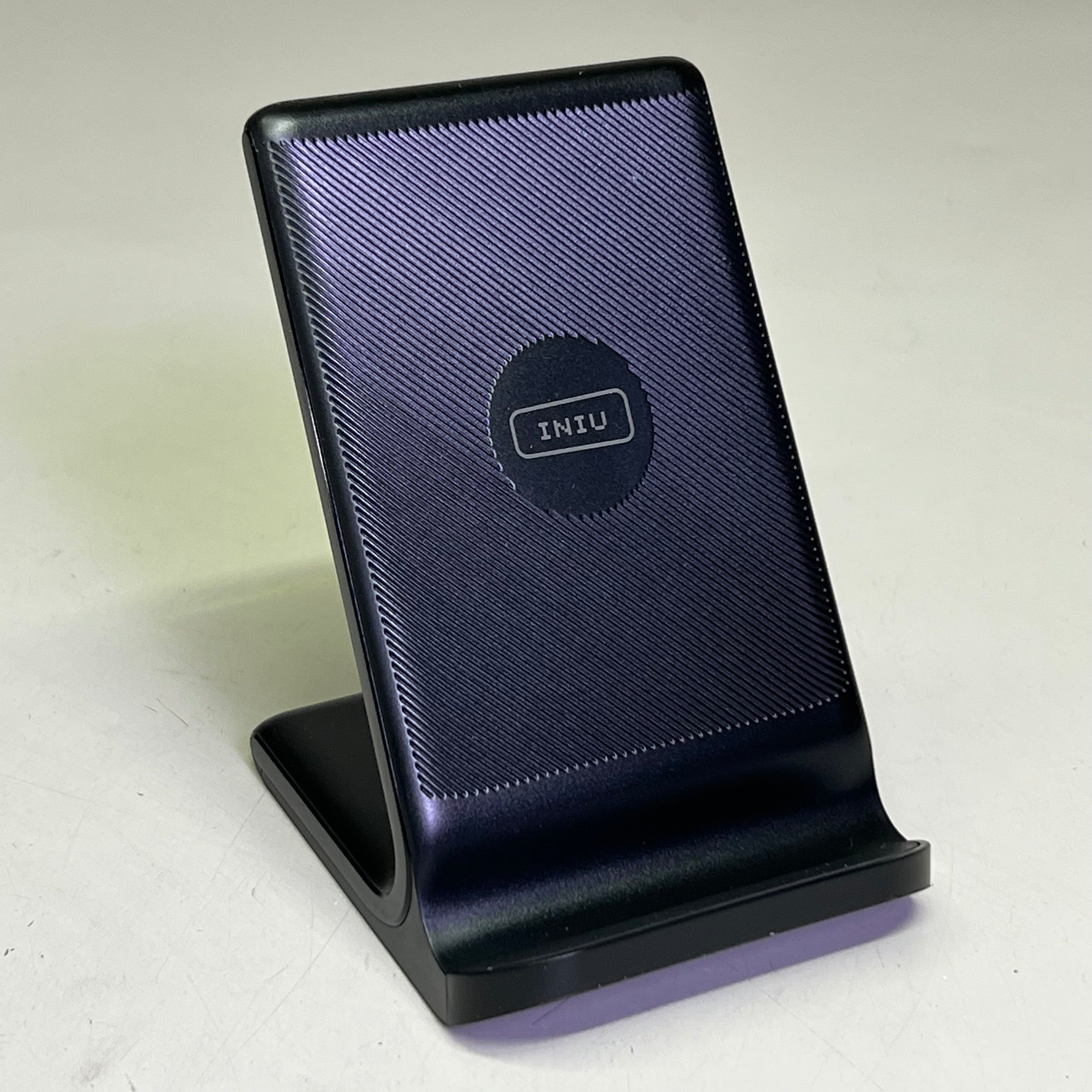 INIU Wireless Charger Stand 4.5" H x 3" W, Black WI-211