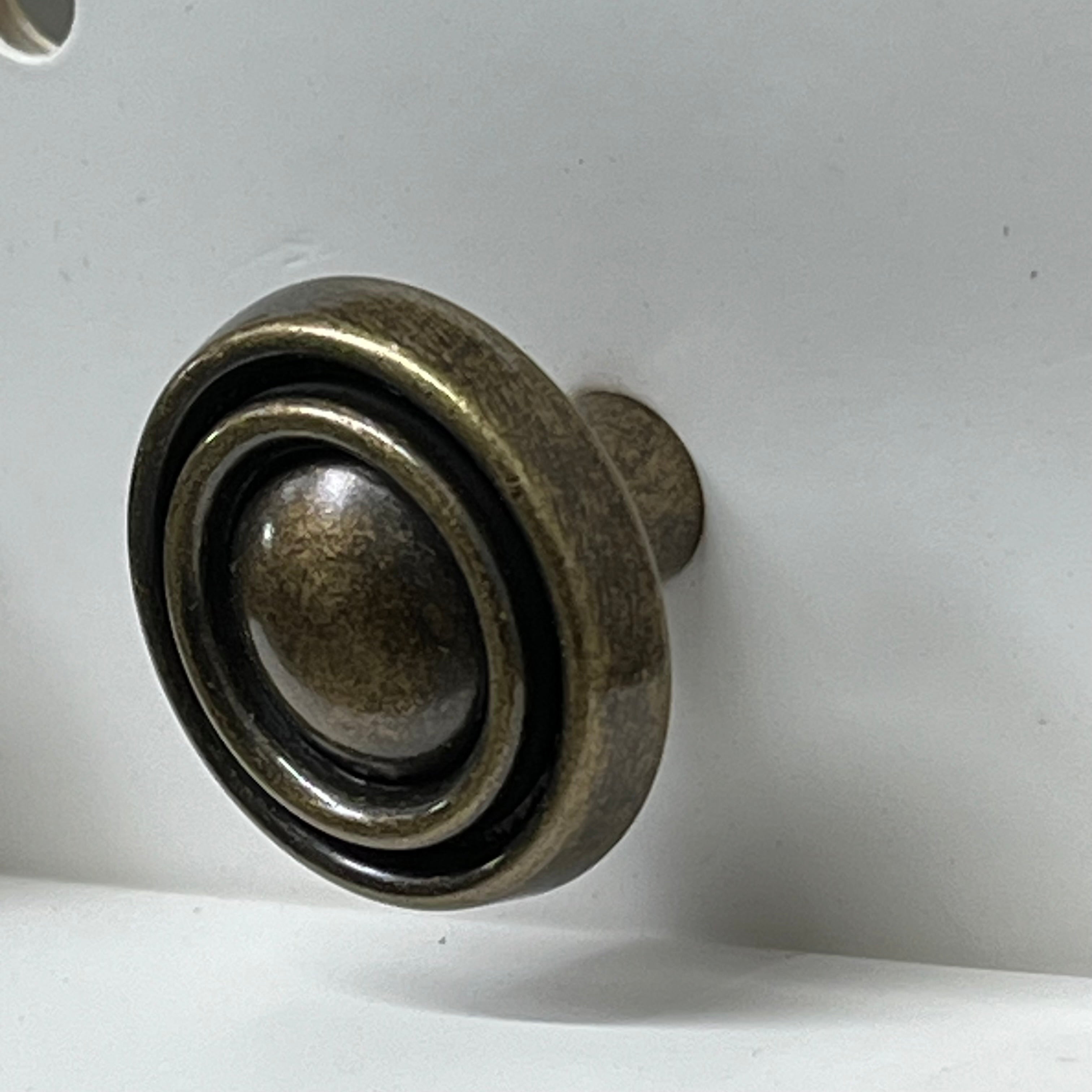 MAINSTAYS(10 PACK) Traditional Cabinet Knobs 1" Screws 1-3/16 Dia Antique Brass