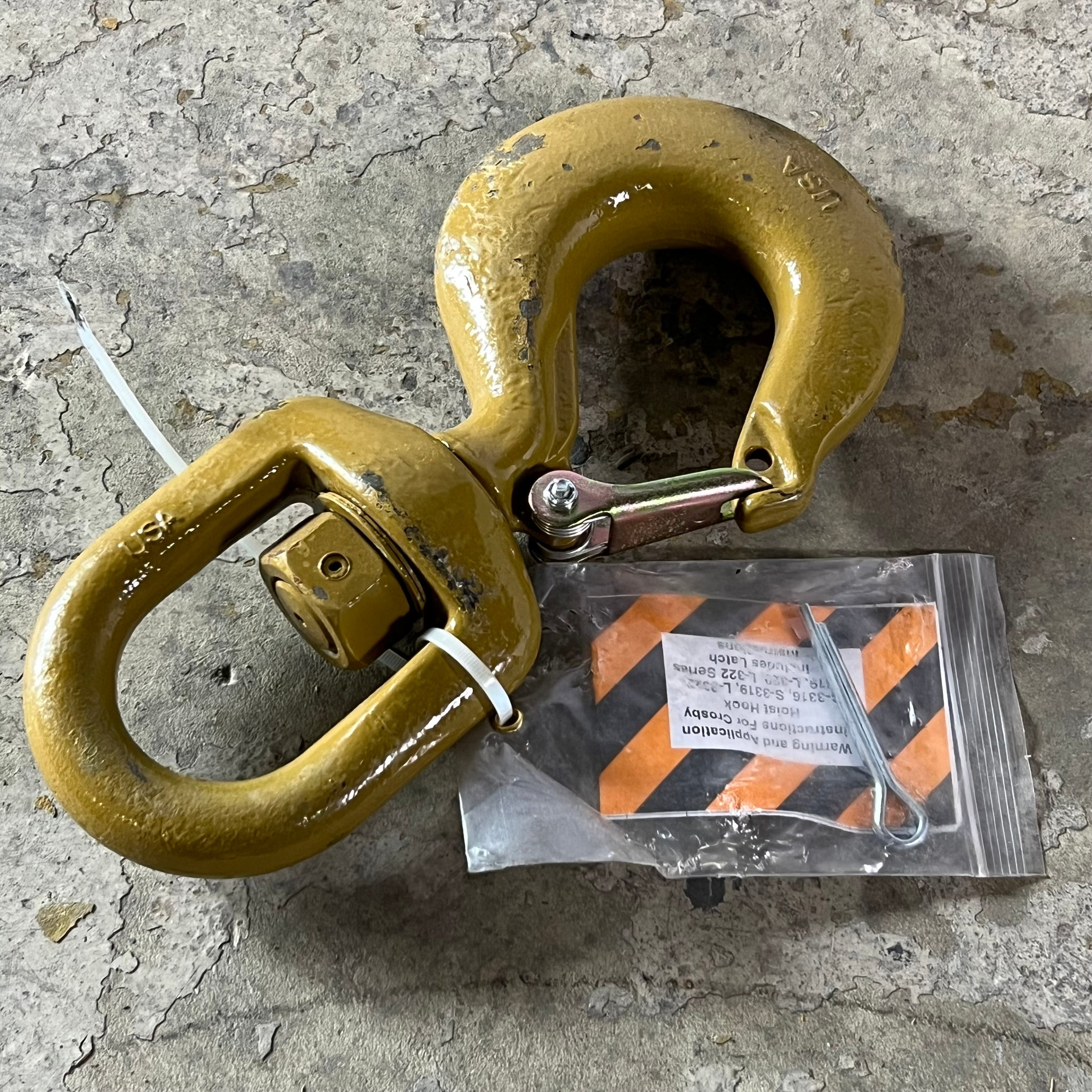 MANITOU GROUP Lifting Hook W/ Kit Sz 22.5" L x 10" W, Yellow 50381196