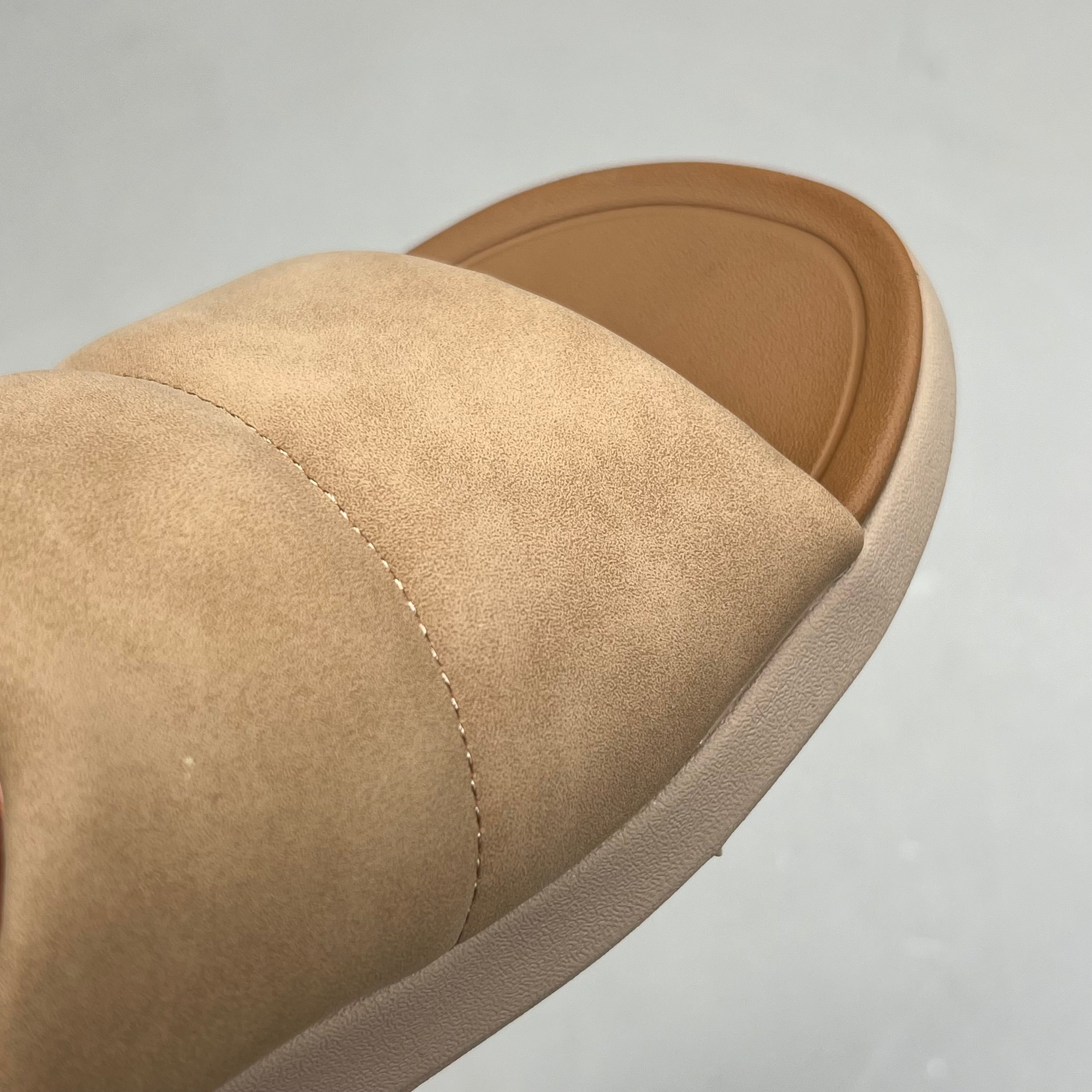 COBIAN Tolula Slide Enhanced Cushion Suede Strap Women's Sz 7 Tan TOL24-230-07