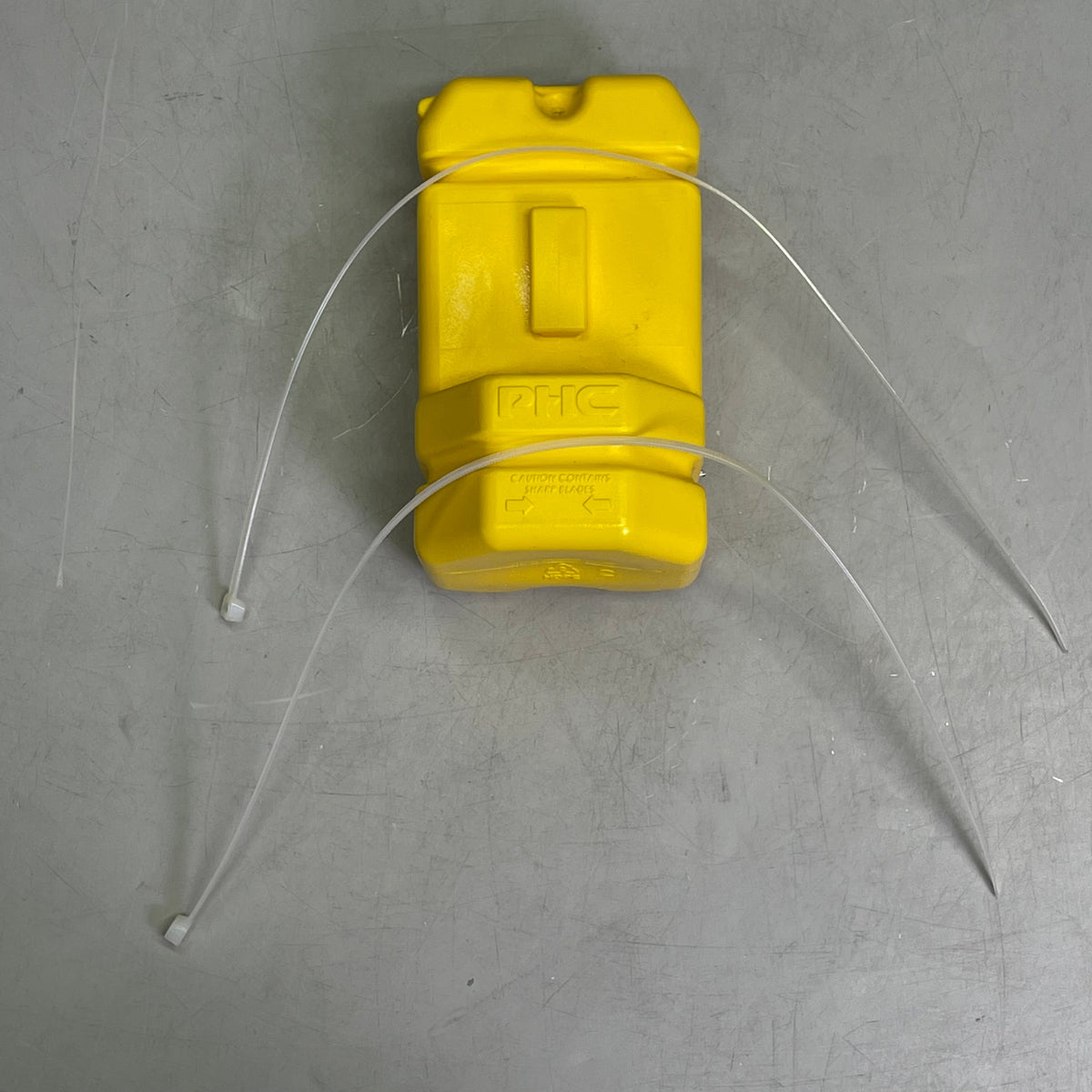 PACIFIC HANDY CUTTER (6 PACK) Blade Disposal Unit 3.5"x3.5"x6.25" Yellow BB-00205
