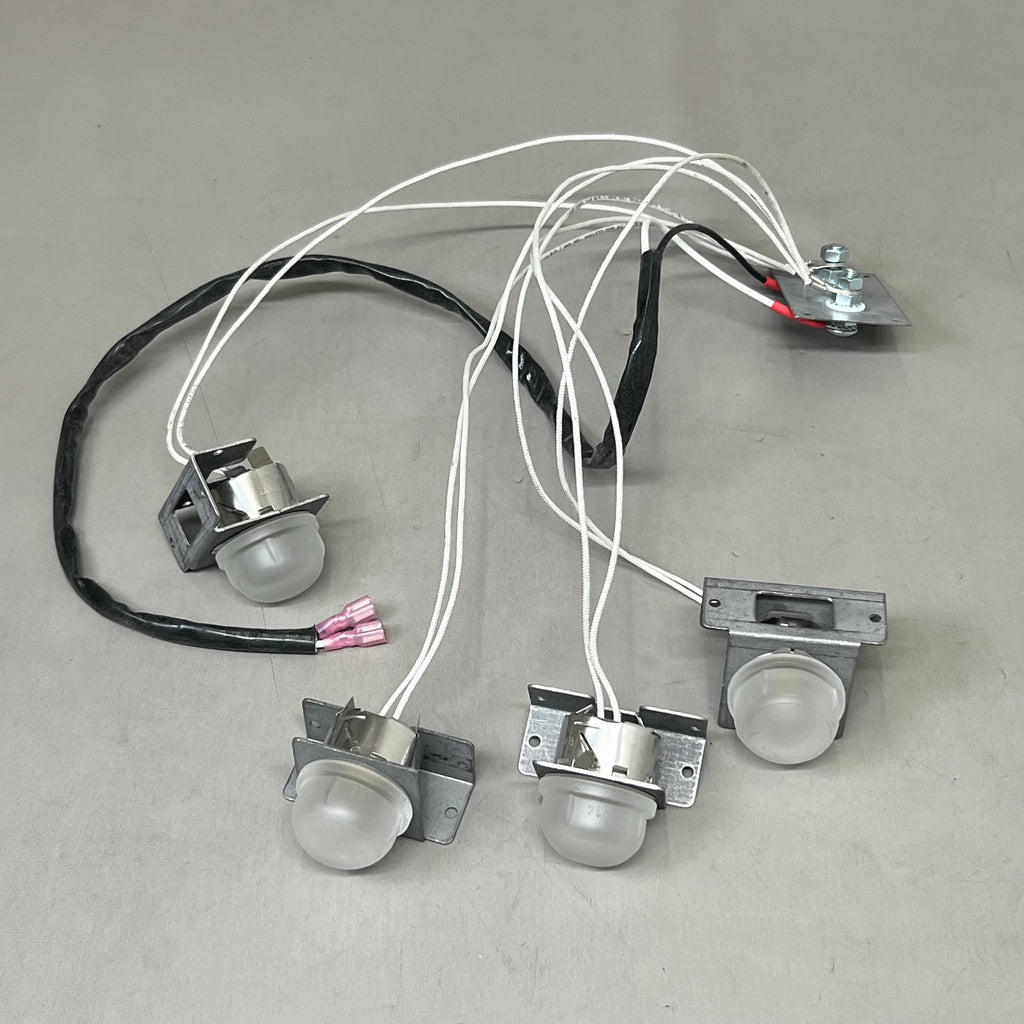 KINGSMAN Four-Lamp Universal Accent Light Kit For ZCVRB60 Glass Media ULK64