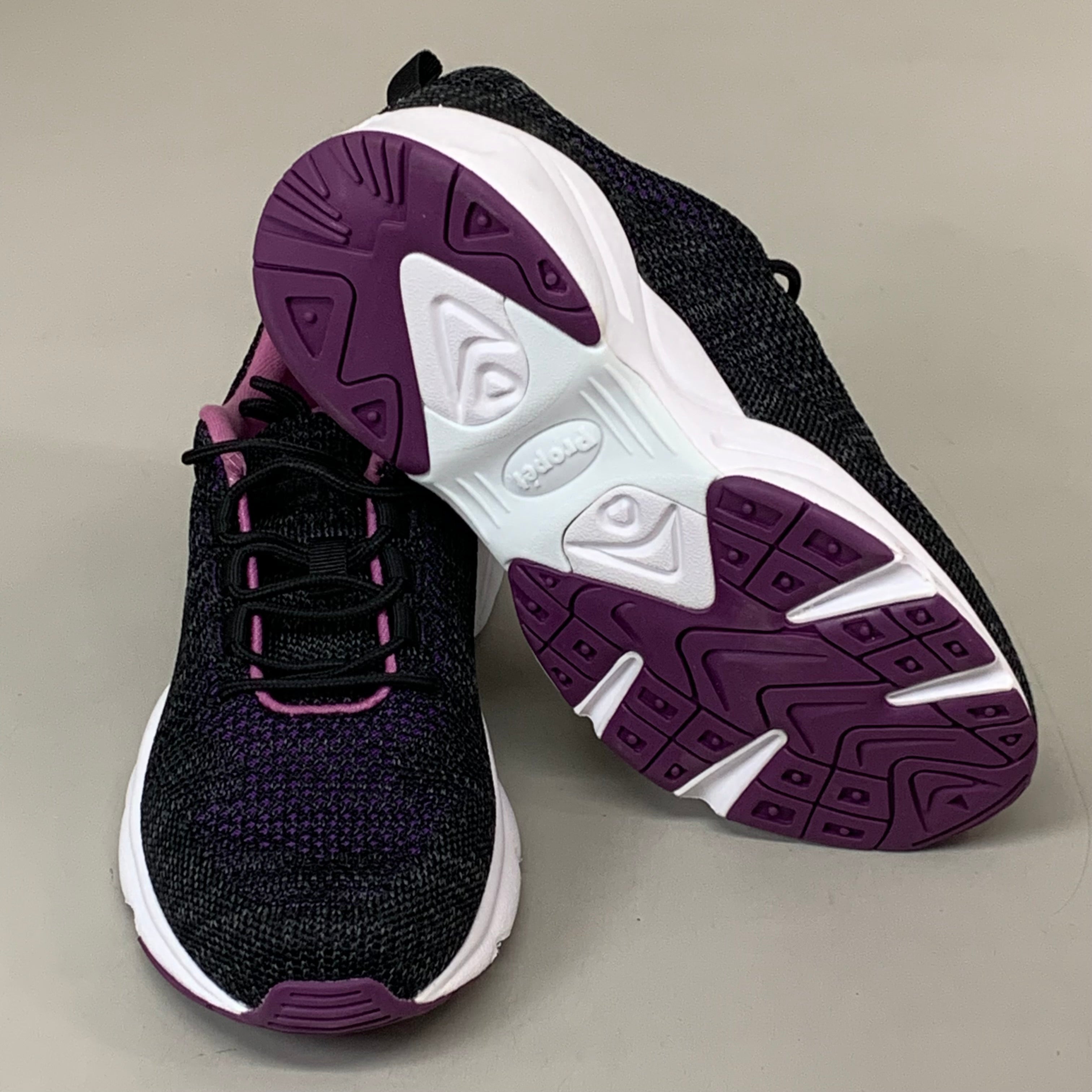 PROPET Stability Fly Sneaker X(2E) Women's SZ 5.5 Black/Berry WAA072MBBYX-05H