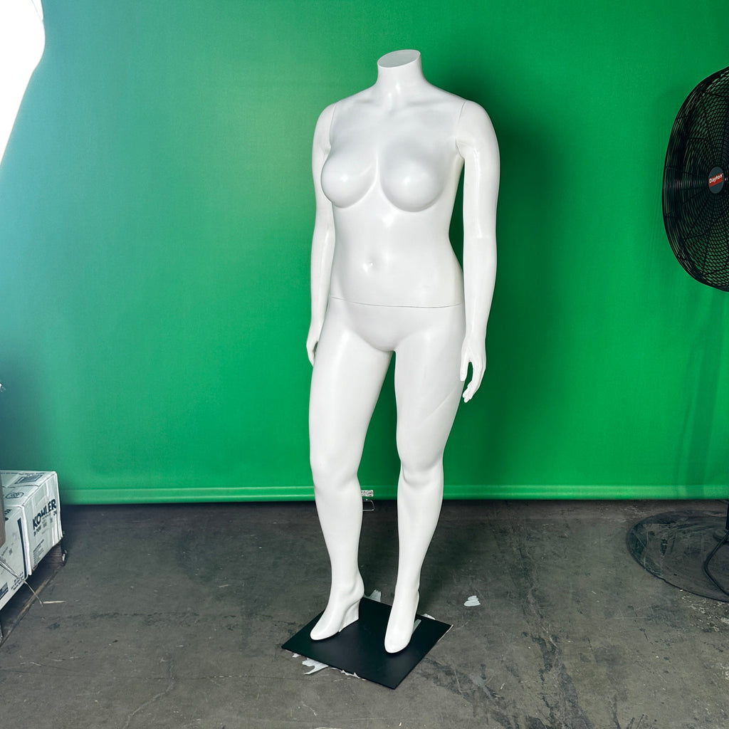 Realistic High-Quality Full-Body Female Mannequin "Natalie.4, Pose I" White VM0734