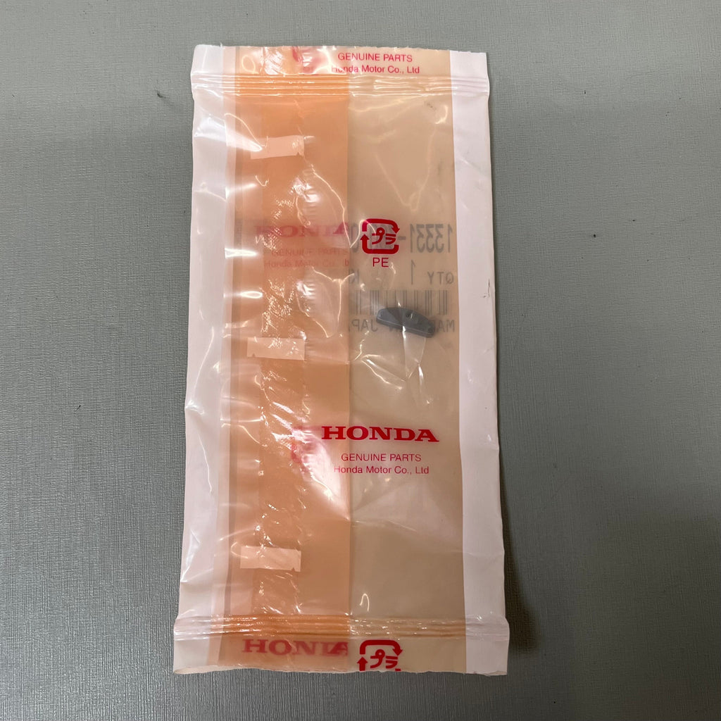 HONDA OEM (LOT OF 19) Miscellaneous Automotive Parts