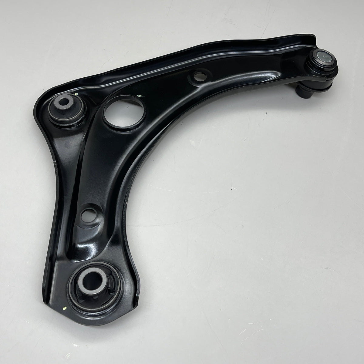 CTR Front Right Lower Control Arm and Ball Joint Assembly CQ0166R for Hyundai & Kia