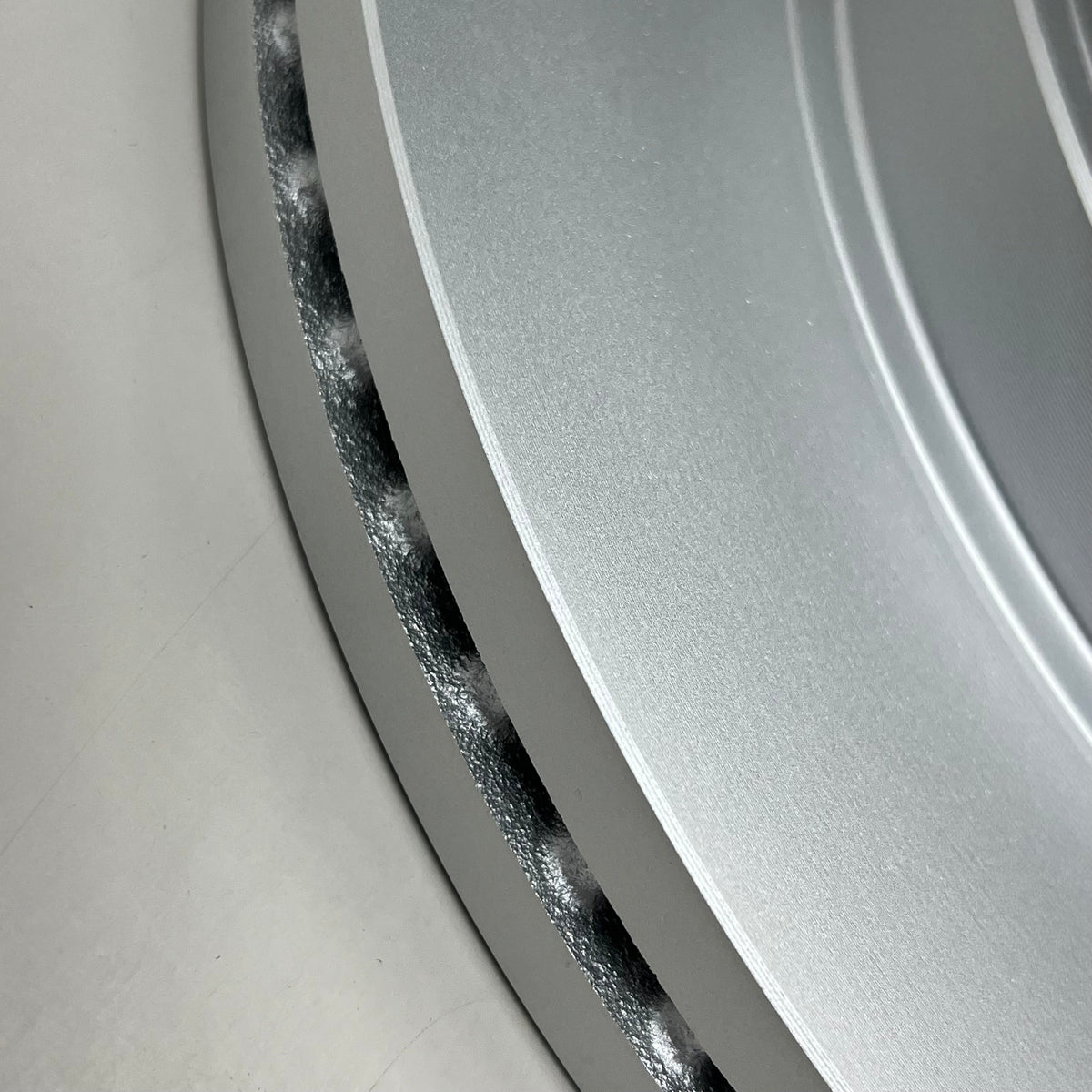 ADAPTIVE ONE Vented Cast Iron Poly Coated Rotor Chevrolet/Cadillac/GMC 880279CR