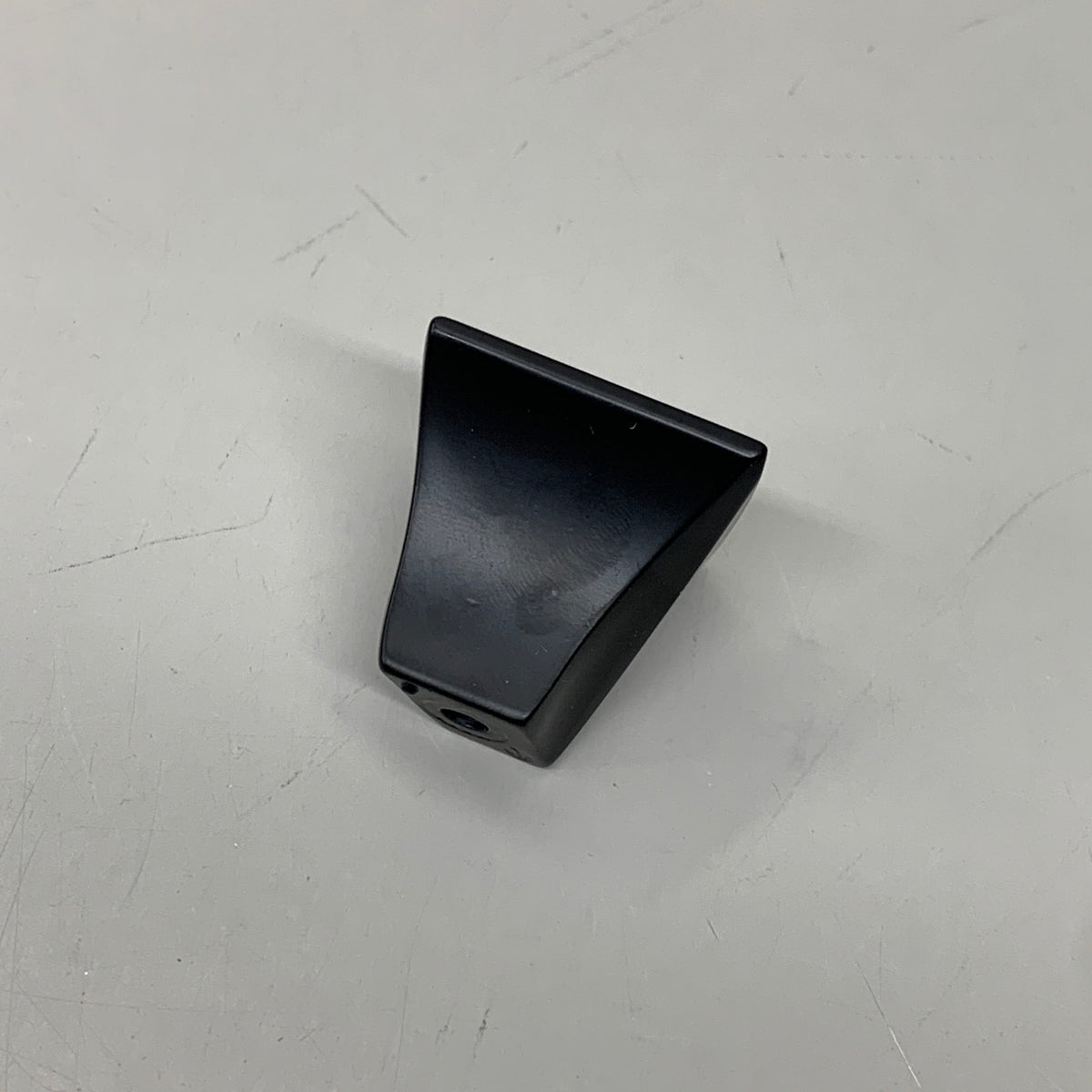BERENSON 25 PACK!! Fluidic Contemporary Cabinet Knob Black 9441-1055-P