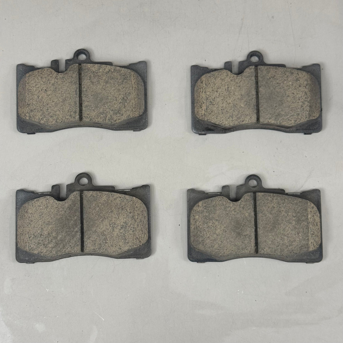 WAGNER ThermoQuiet Front Ceramic Brake Pads For Lexus LS430 Black QC870